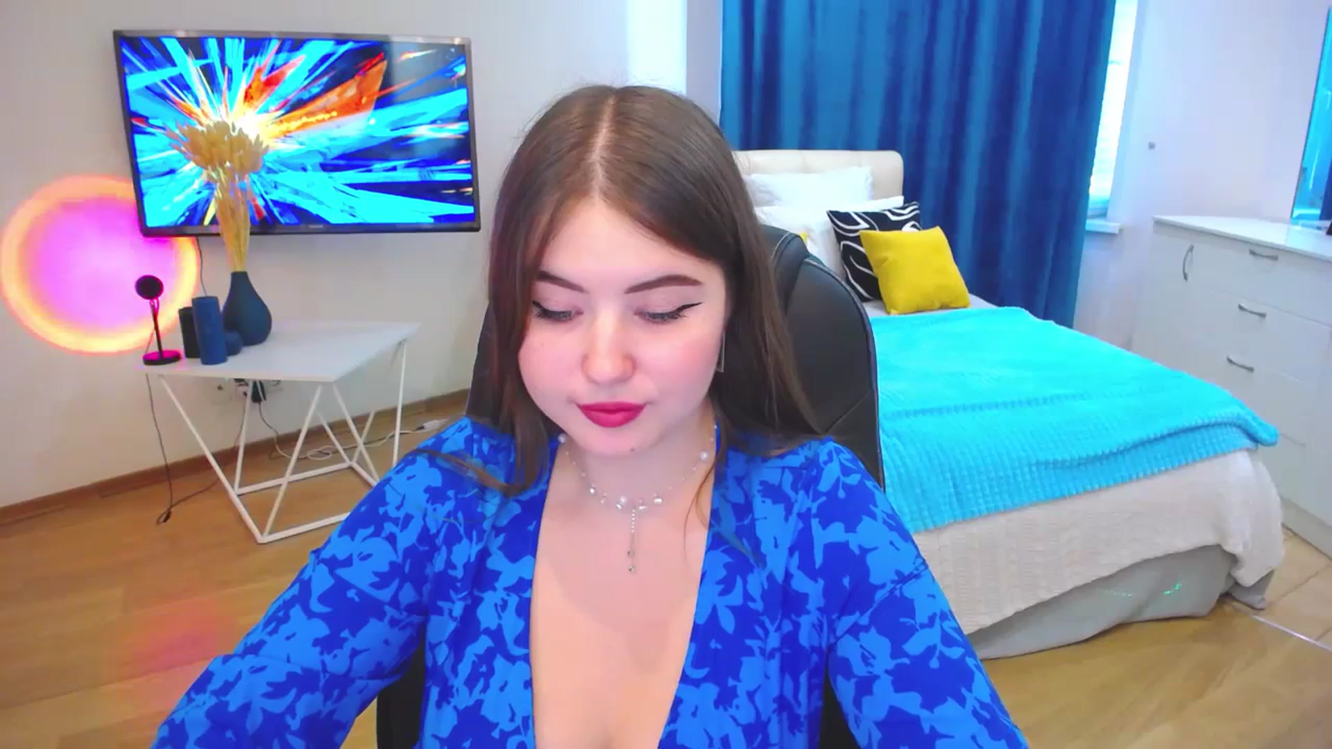 Gallery image thumbnail from AdmireMyEyes's myfreecams stream on, 09/24/2023, 07:48 image 10 of 20
