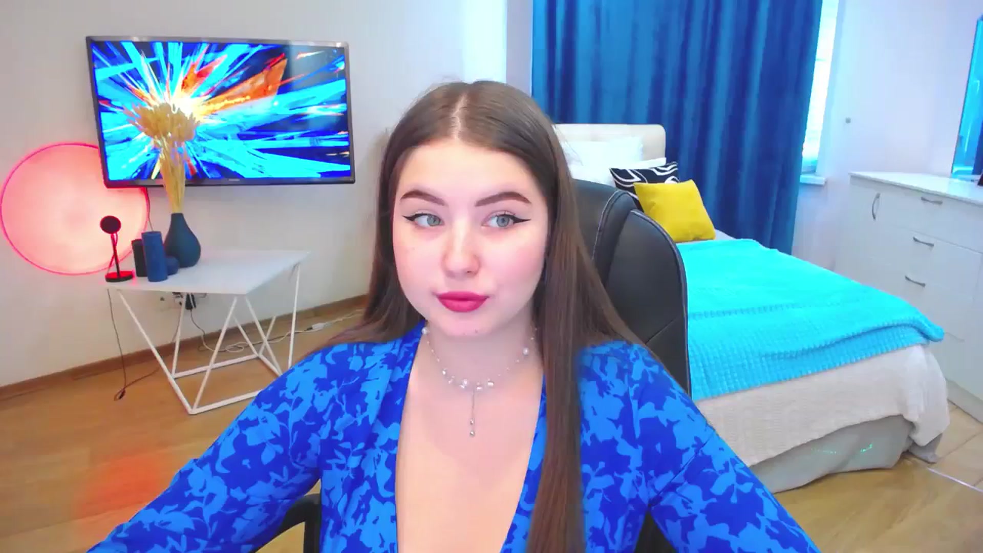 Gallery image thumbnail from AdmireMyEyes's myfreecams stream on, 09/24/2023, 07:48 image 1 of 20