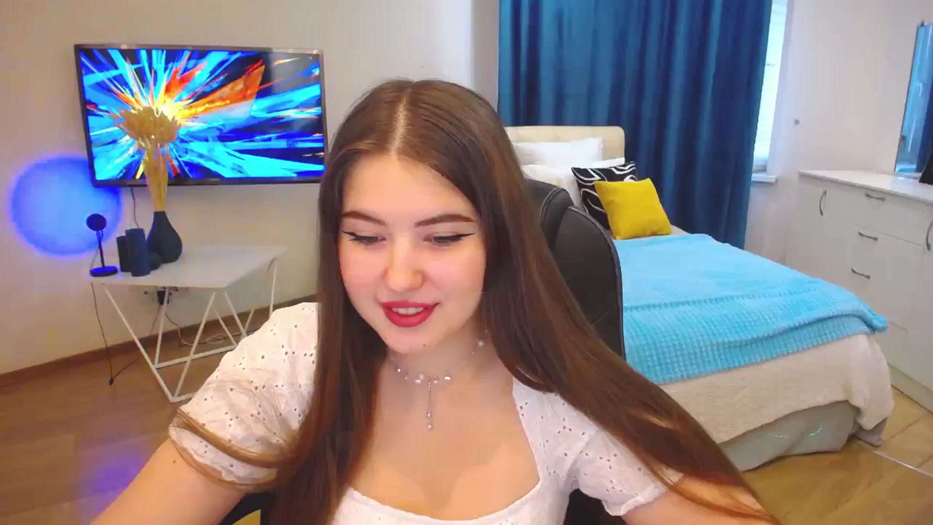 Gallery image thumbnail from AdmireMyEyes's myfreecams stream on, 09/25/2023, 05:06 image 16 of 20