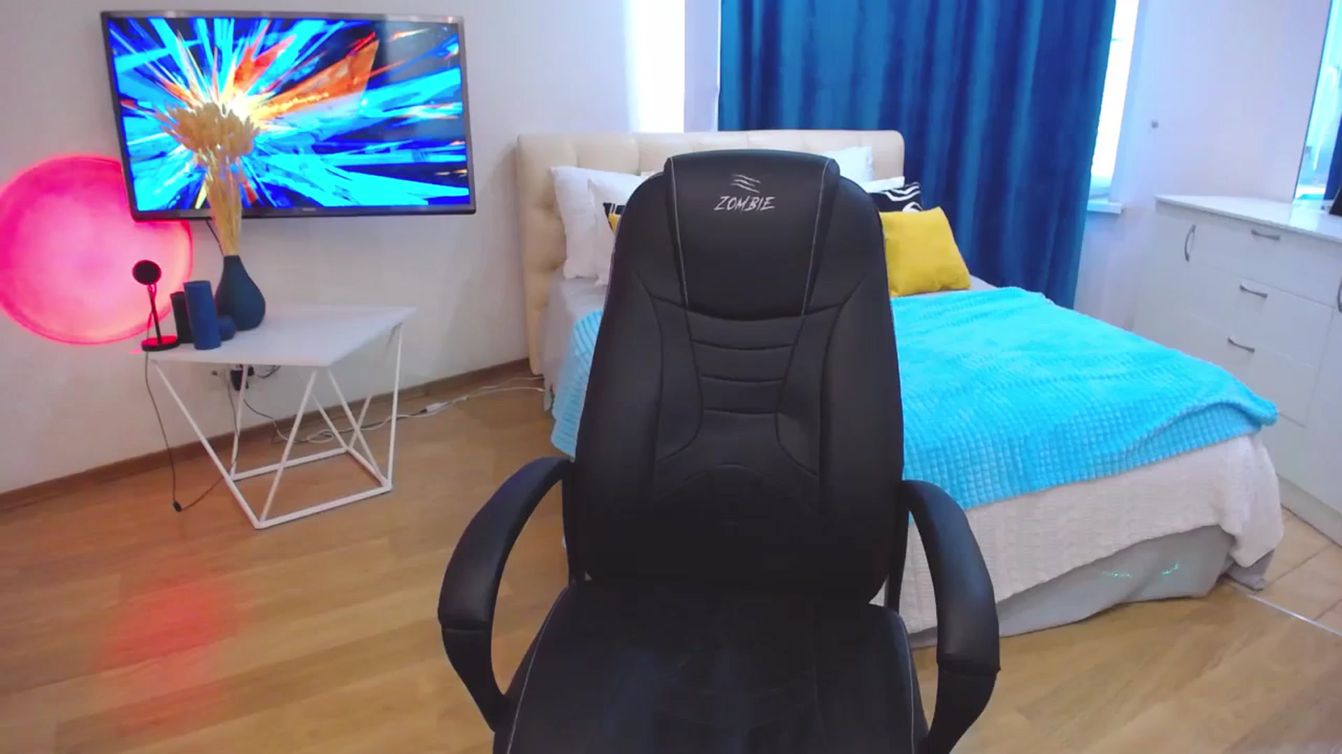 Gallery image thumbnail from AdmireMyEyes's myfreecams stream on, 09/26/2023, 10:59 image 7 of 20