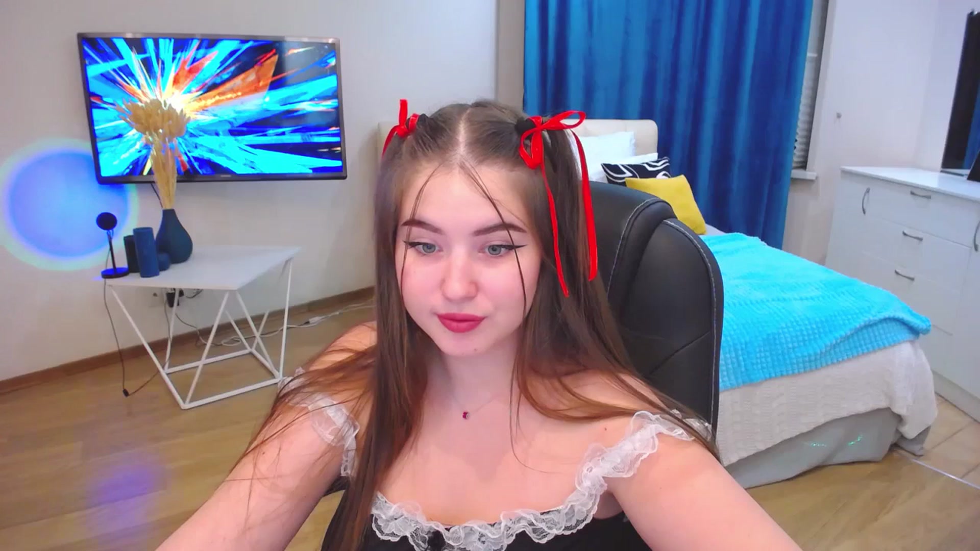 Gallery image thumbnail from AdmireMyEyes's myfreecams stream on, 09/26/2023, 16:48 image 17 of 20