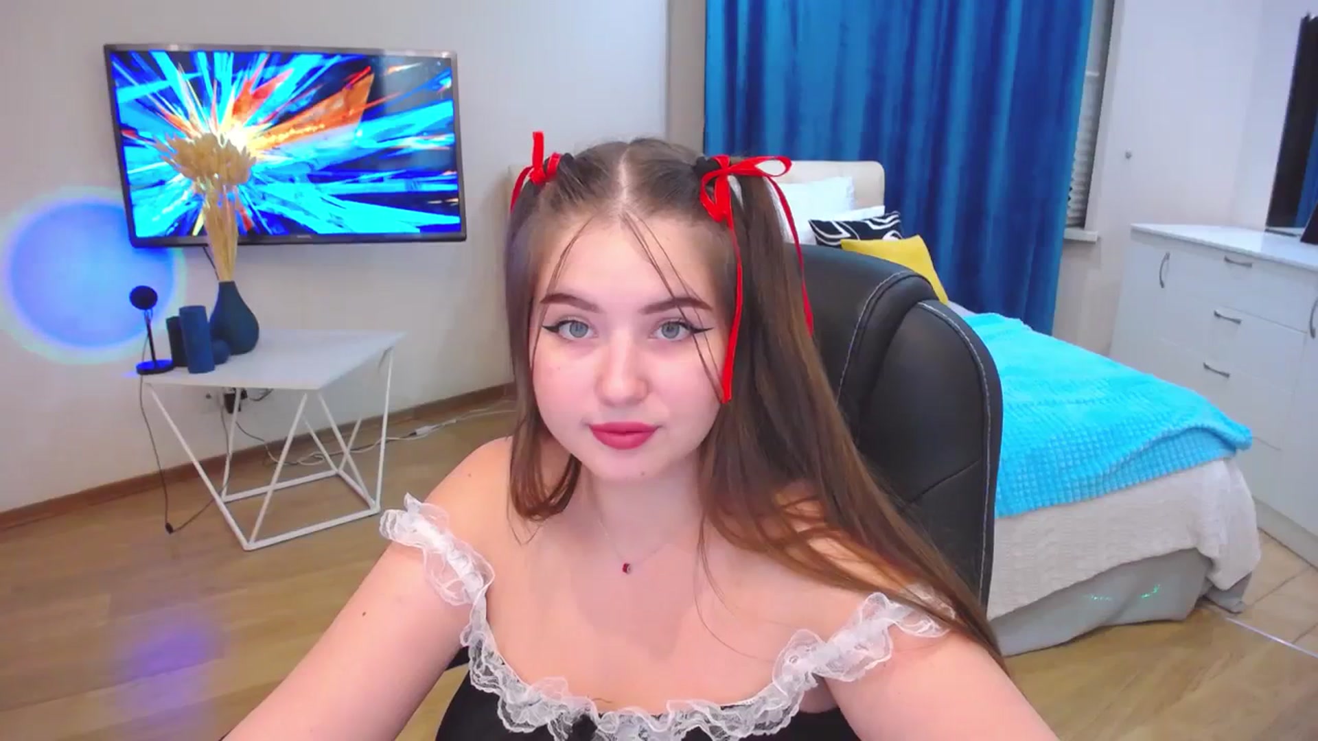 Gallery image thumbnail from AdmireMyEyes's myfreecams stream on, 09/26/2023, 16:48 image 15 of 20