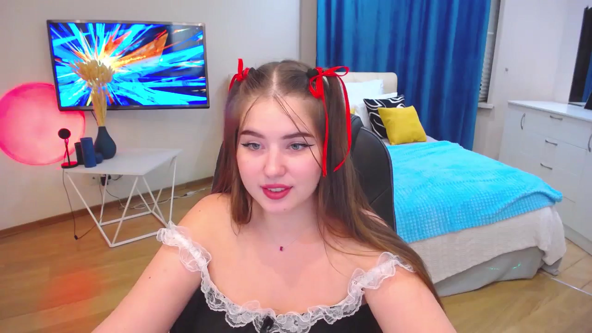 Gallery image thumbnail from AdmireMyEyes's myfreecams stream on, 09/26/2023, 16:48 image 14 of 20