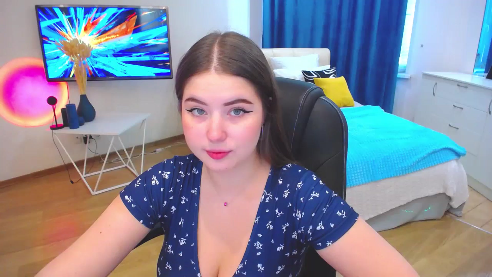 Gallery image thumbnail from AdmireMyEyes's myfreecams stream on, 09/27/2023, 07:04 image 2 of 20