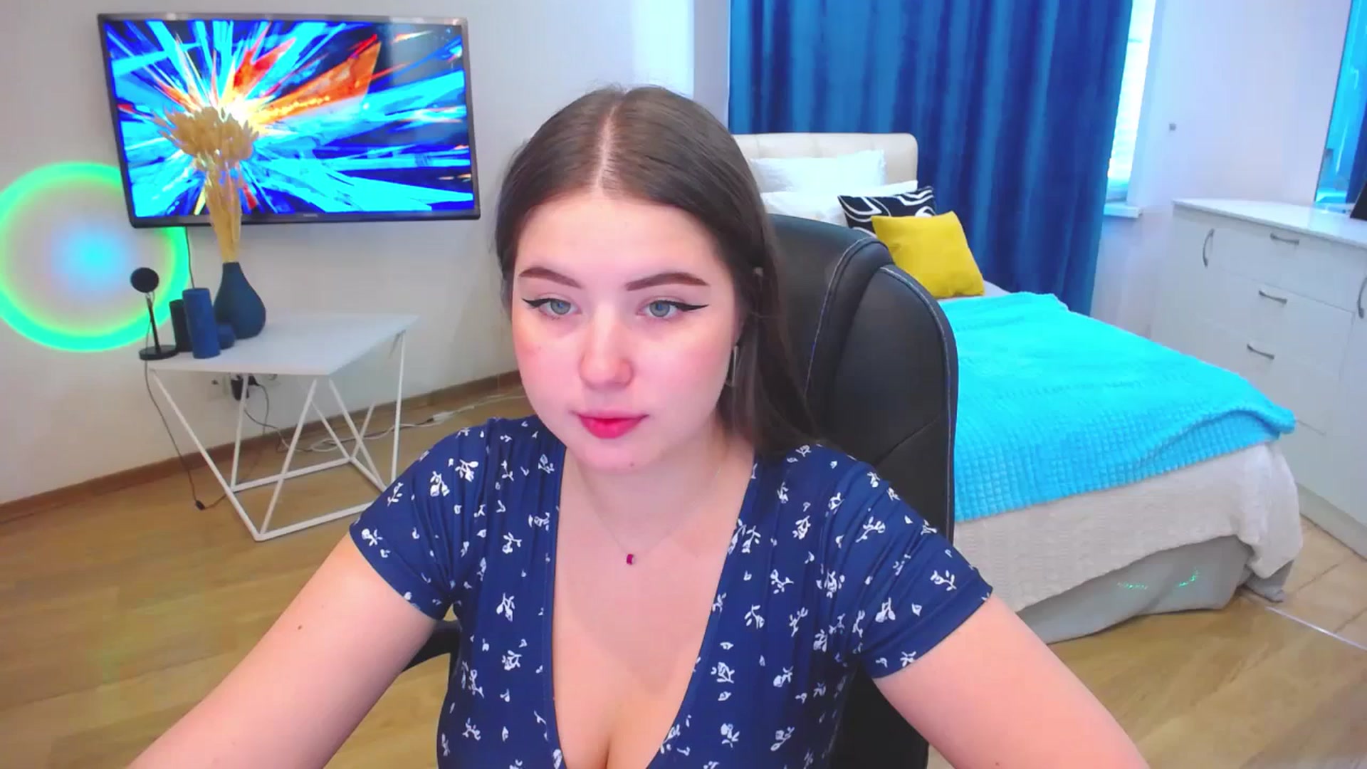 Gallery image thumbnail from AdmireMyEyes's myfreecams stream on, 09/27/2023, 07:04 image 1 of 20