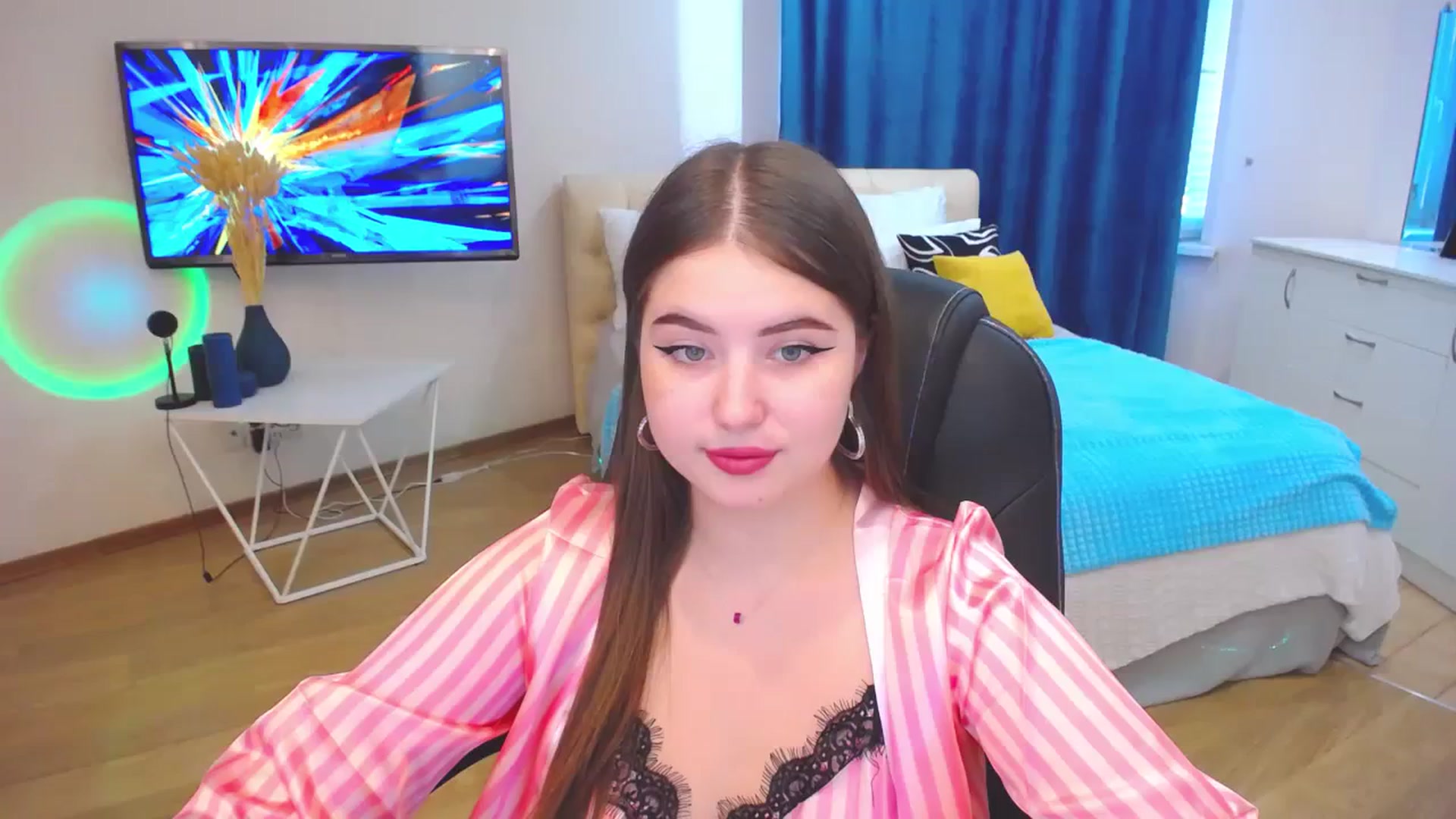 Gallery image thumbnail from AdmireMyEyes's myfreecams stream on, 09/28/2023, 09:49 image 1 of 20