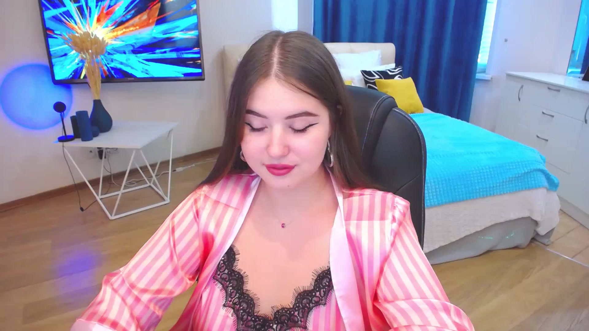Gallery image thumbnail from AdmireMyEyes's myfreecams stream on, 09/28/2023, 09:49 image 12 of 20