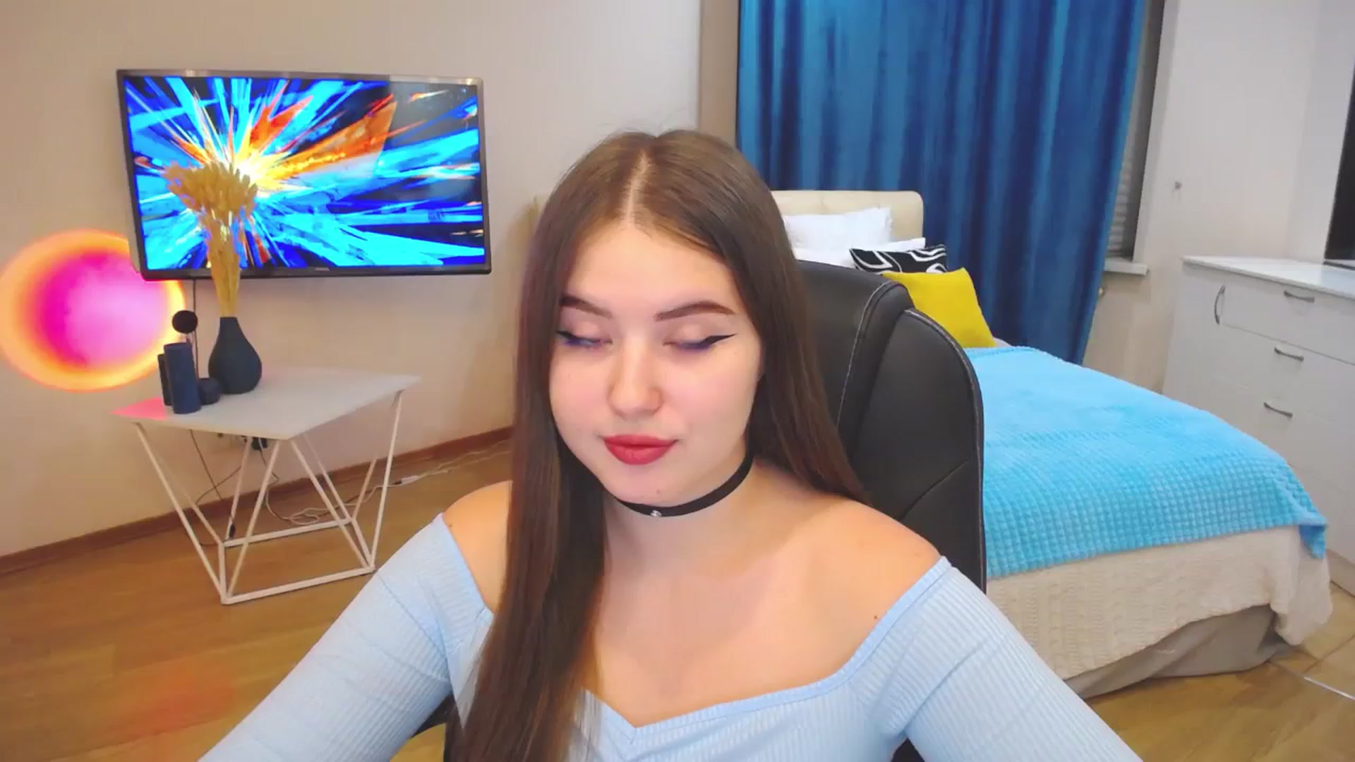 Gallery image thumbnail from AdmireMyEyes's myfreecams stream on, 10/03/2023, 15:22 image 1 of 20