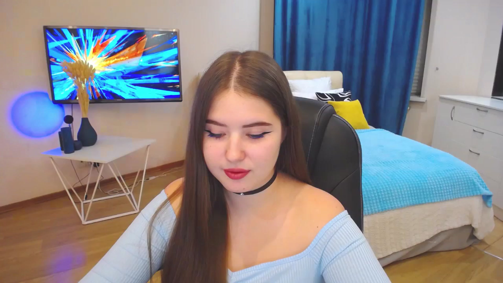 Gallery image thumbnail from AdmireMyEyes's myfreecams stream on, 10/03/2023, 15:22 image 9 of 20