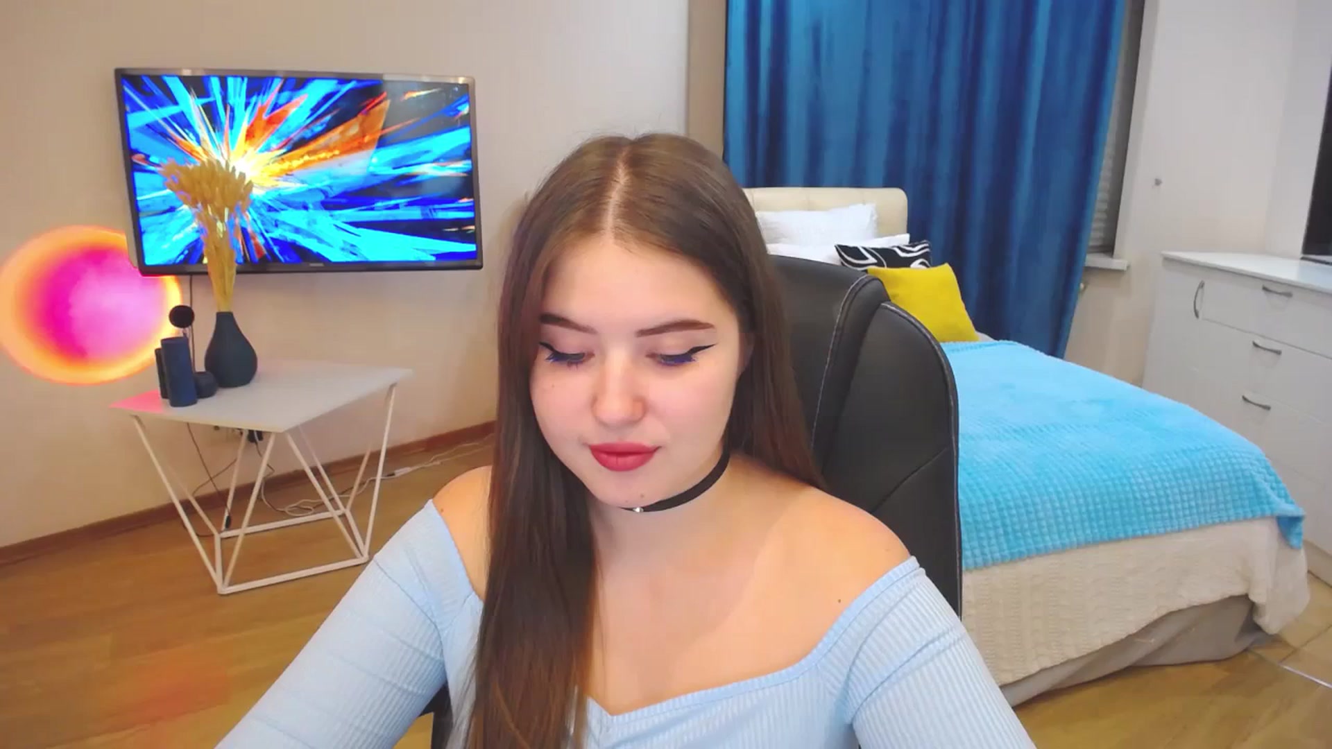 Gallery image thumbnail from AdmireMyEyes's myfreecams stream on, 10/03/2023, 15:22 image 15 of 20