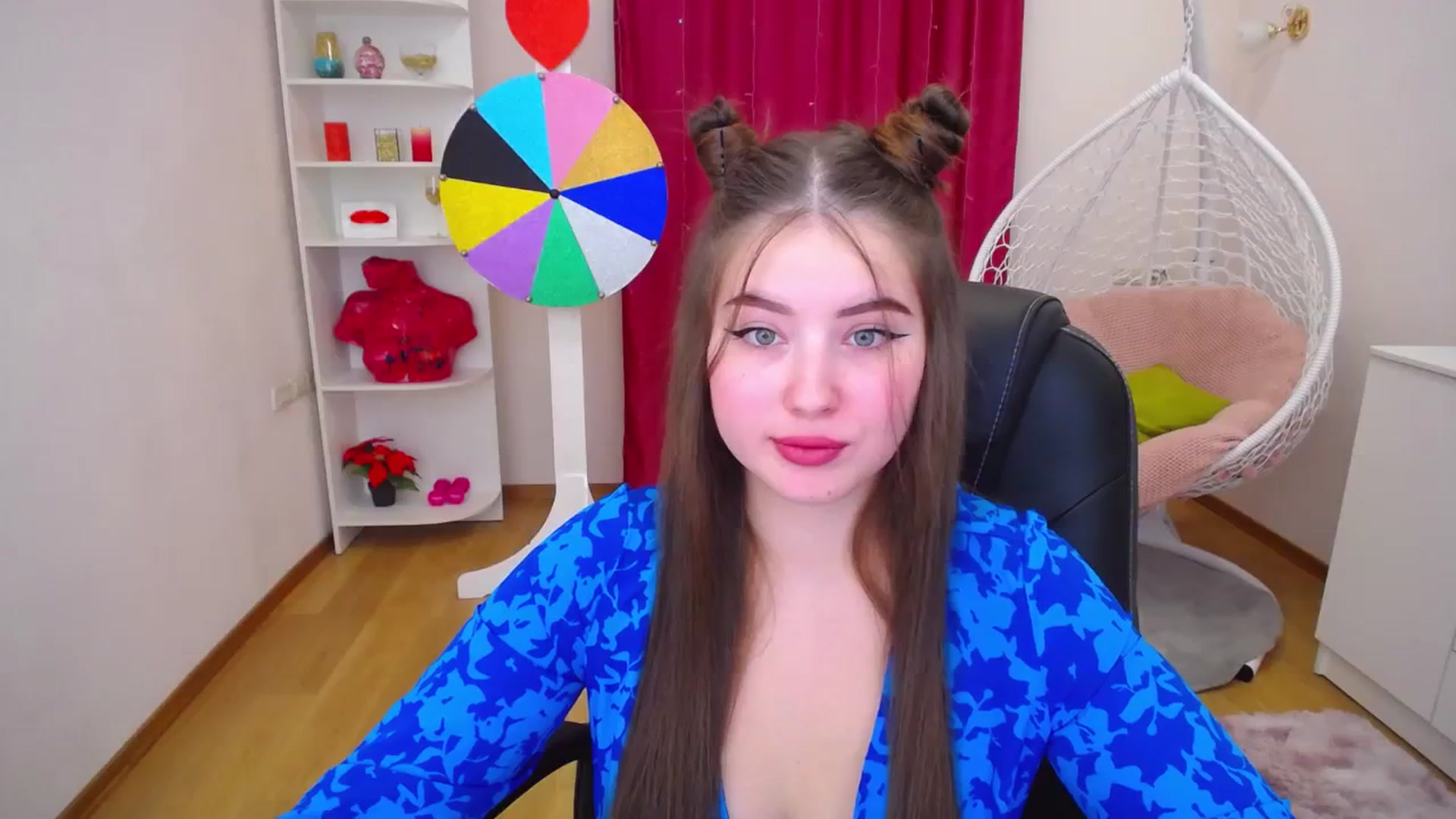 Gallery image thumbnail from AdmireMyEyes's myfreecams stream on, 10/09/2023, 05:47 image 5 of 20