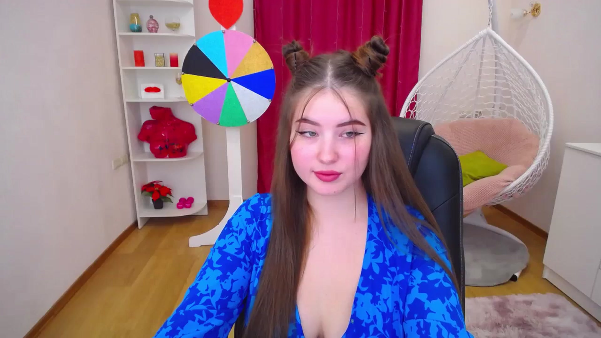 Gallery image thumbnail from AdmireMyEyes's myfreecams stream on, 10/09/2023, 05:47 image 6 of 20