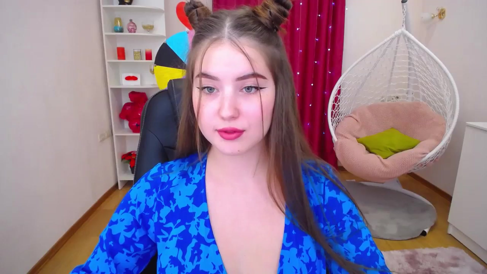 Gallery image thumbnail from AdmireMyEyes's myfreecams stream on, 10/09/2023, 09:44 image 11 of 20
