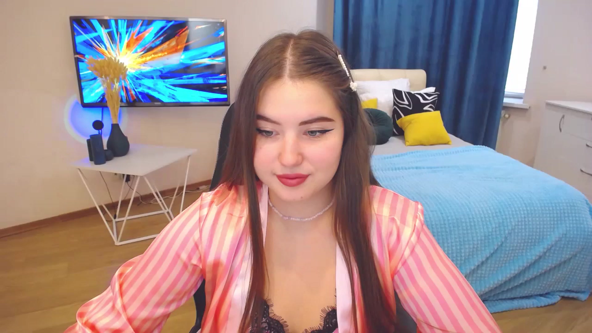 Gallery image thumbnail from AdmireMyEyes's myfreecams stream on, 10/13/2023, 08:17 image 16 of 20