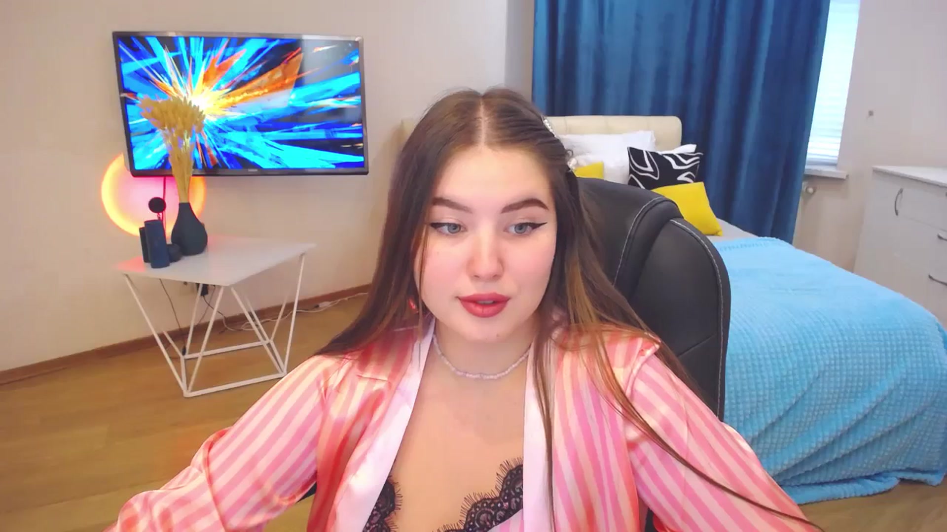 Gallery image thumbnail from AdmireMyEyes's myfreecams stream on, 10/13/2023, 09:48 image 16 of 20