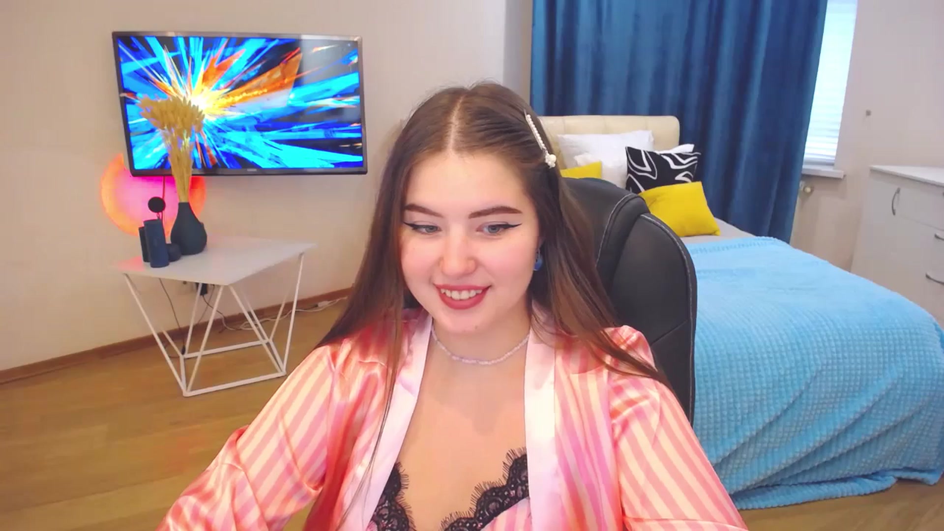 Gallery image thumbnail from AdmireMyEyes's myfreecams stream on, 10/13/2023, 09:48 image 15 of 20