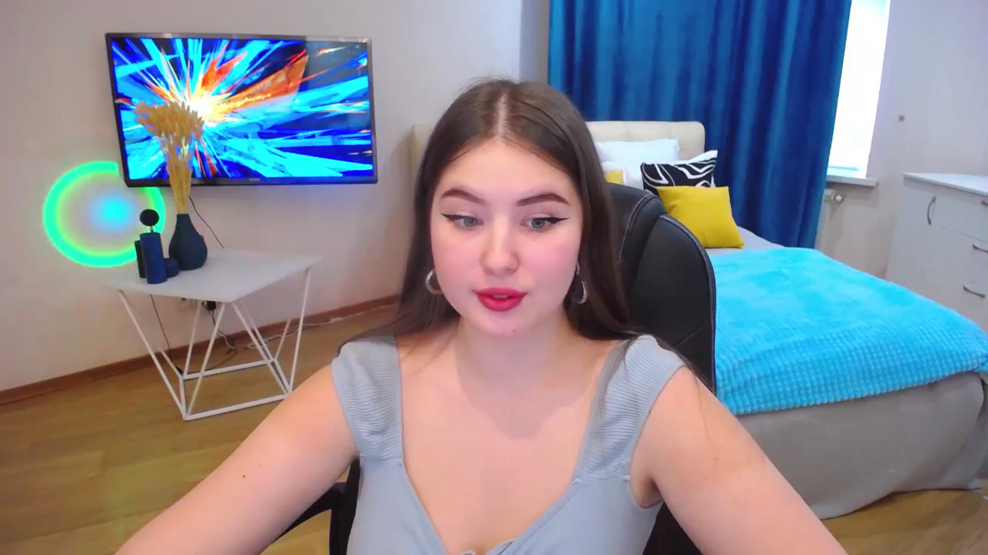 Gallery image thumbnail from AdmireMyEyes's myfreecams stream on, 10/17/2023, 07:26 image 7 of 20