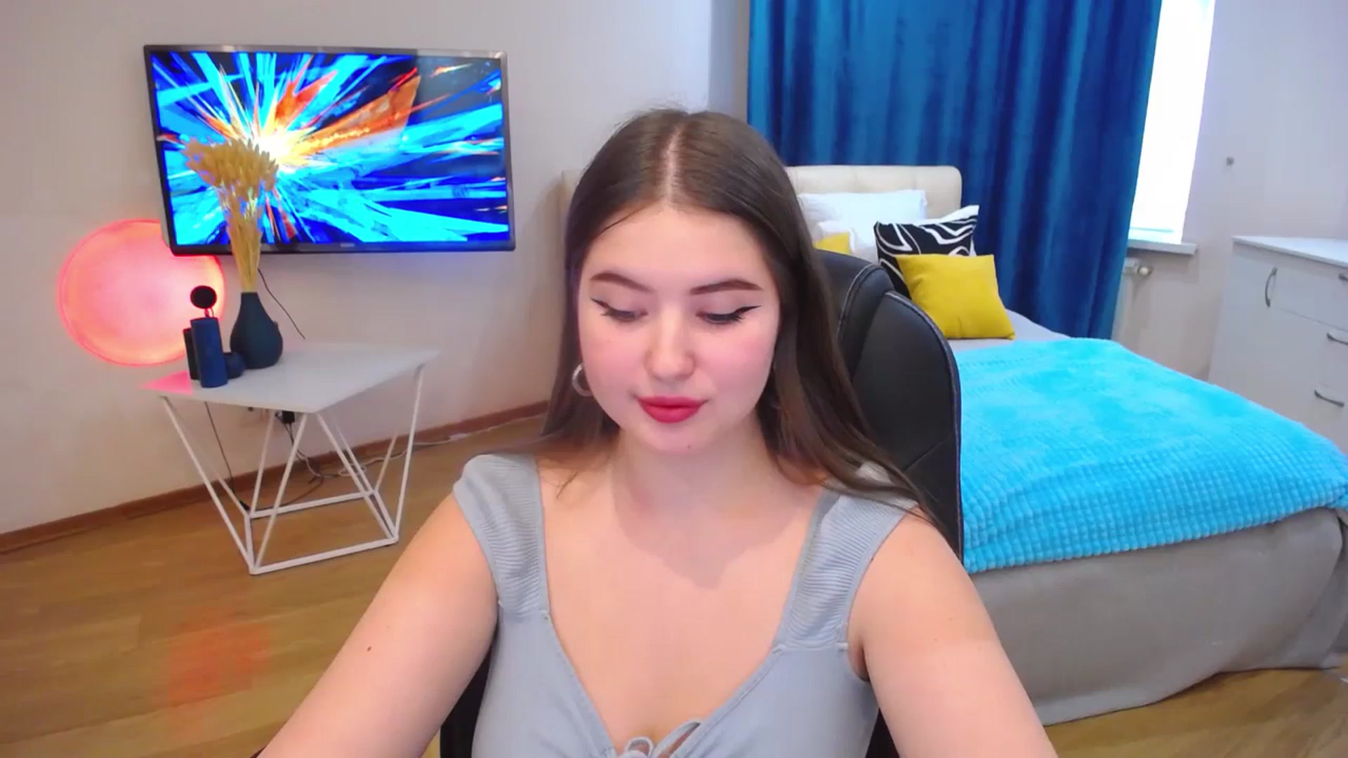 Gallery image thumbnail from AdmireMyEyes's myfreecams stream on, 10/17/2023, 07:26 image 11 of 20