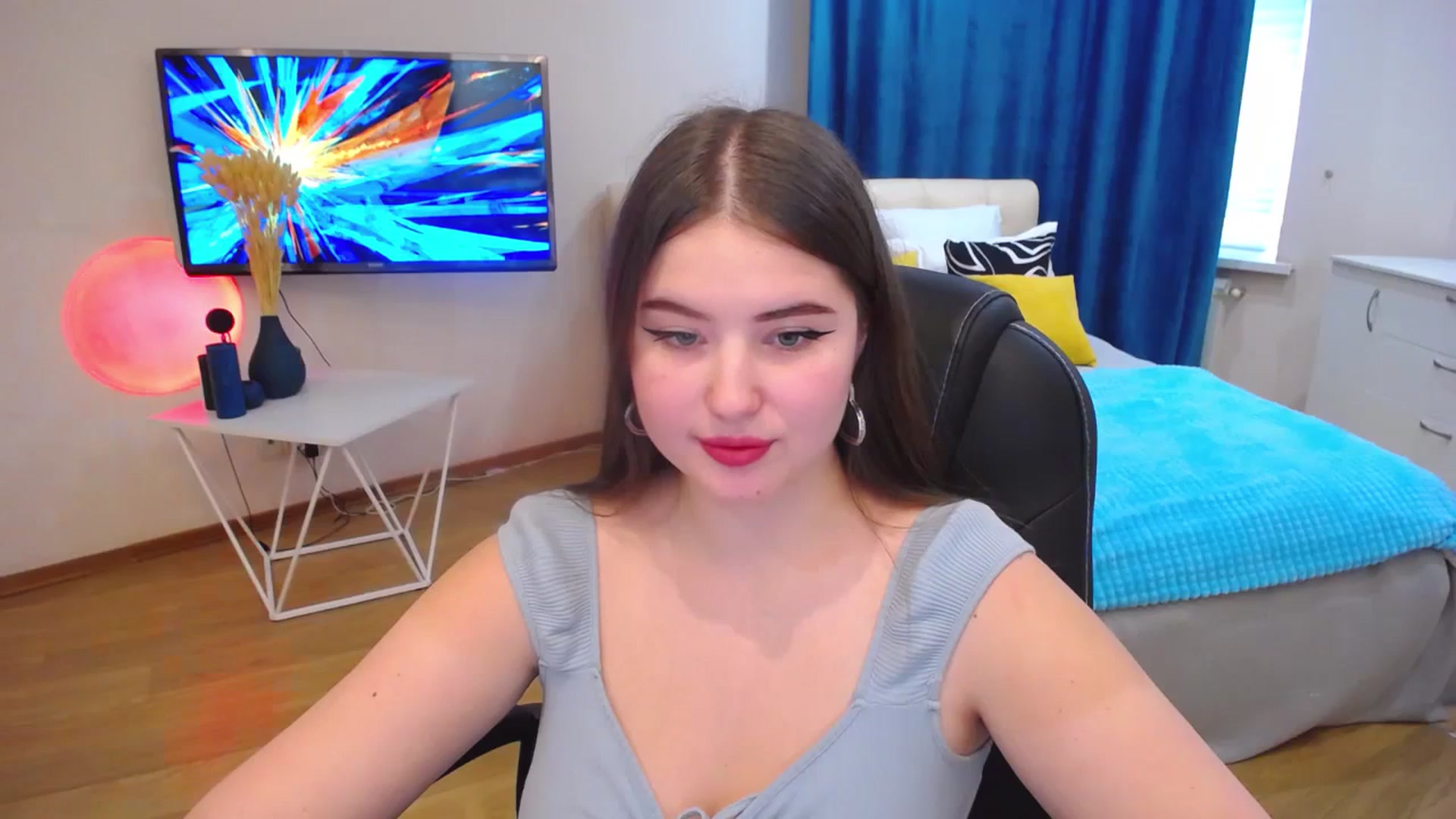 Gallery image thumbnail from AdmireMyEyes's myfreecams stream on, 10/17/2023, 07:26 image 3 of 20