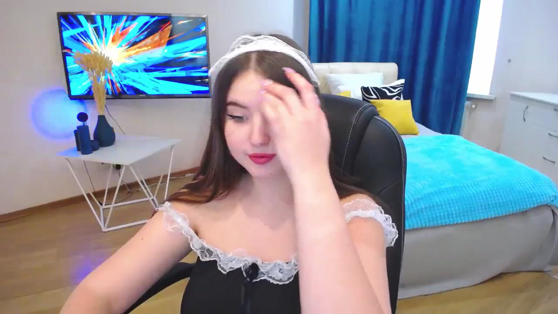Gallery image thumbnail from AdmireMyEyes's myfreecams stream on, 10/17/2023, 09:48 image 6 of 20