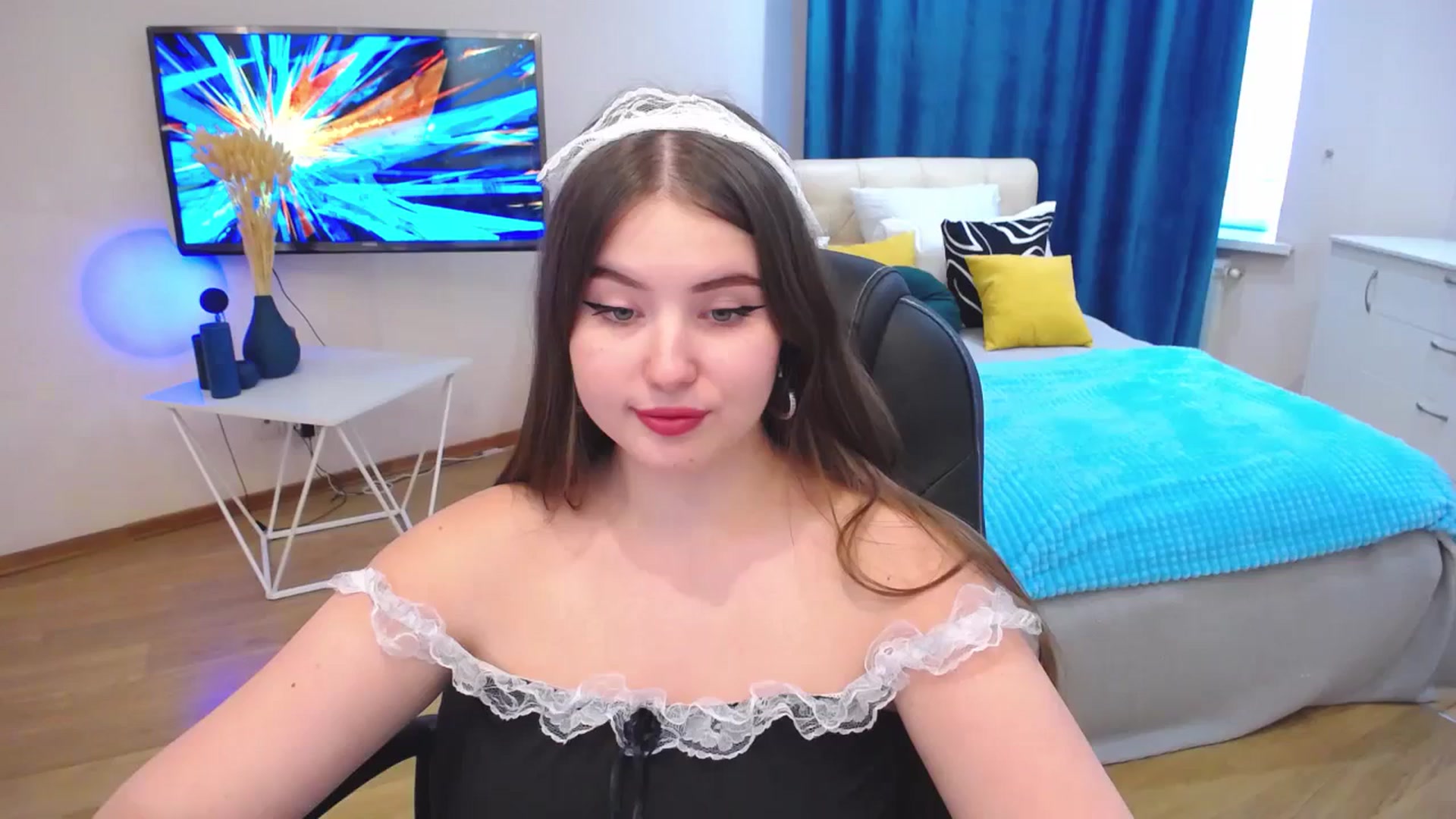 Gallery image thumbnail from AdmireMyEyes's myfreecams stream on, 10/17/2023, 09:48 image 10 of 20