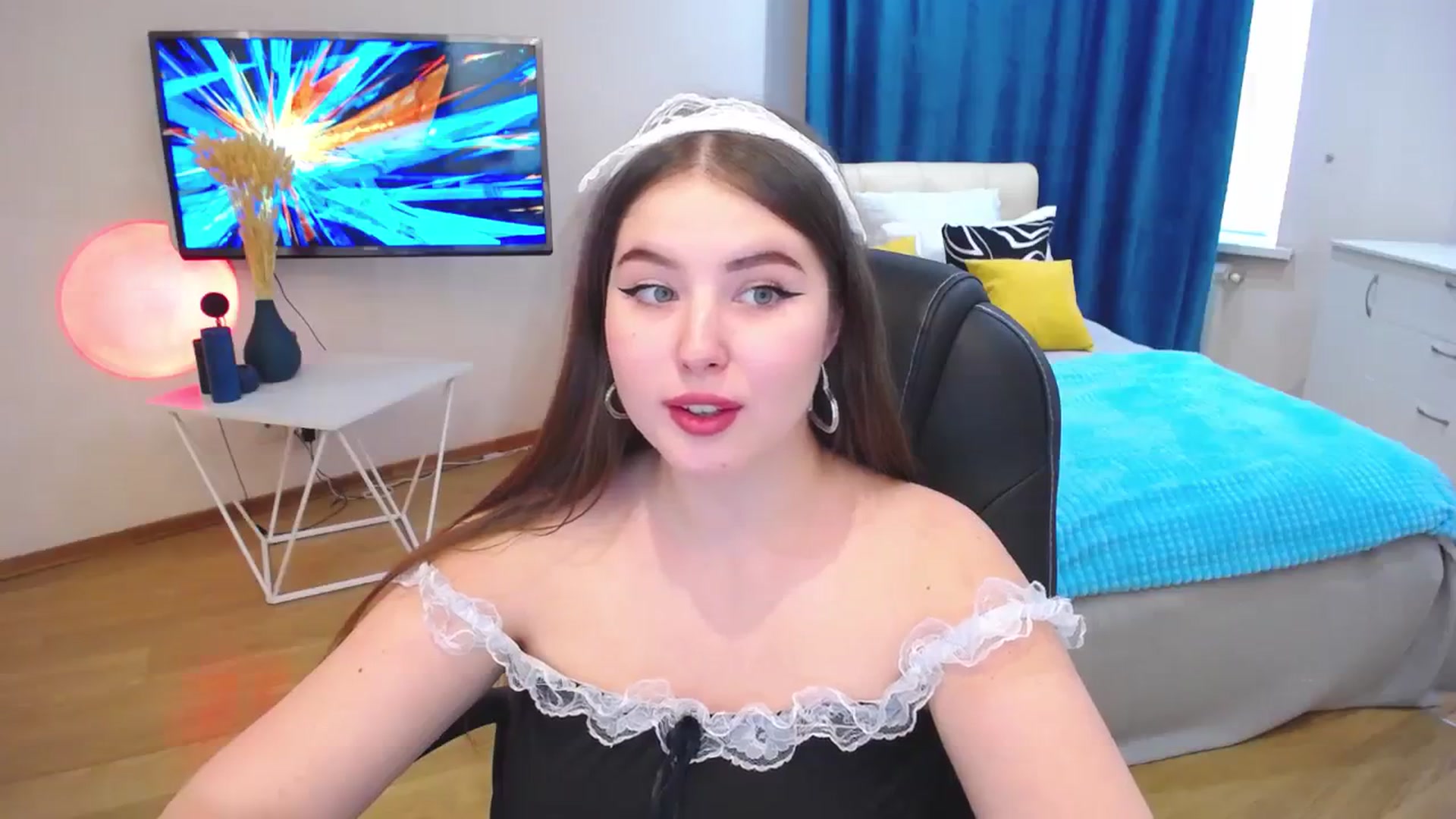 Gallery image thumbnail from AdmireMyEyes's myfreecams stream on, 10/17/2023, 09:48 image 5 of 20