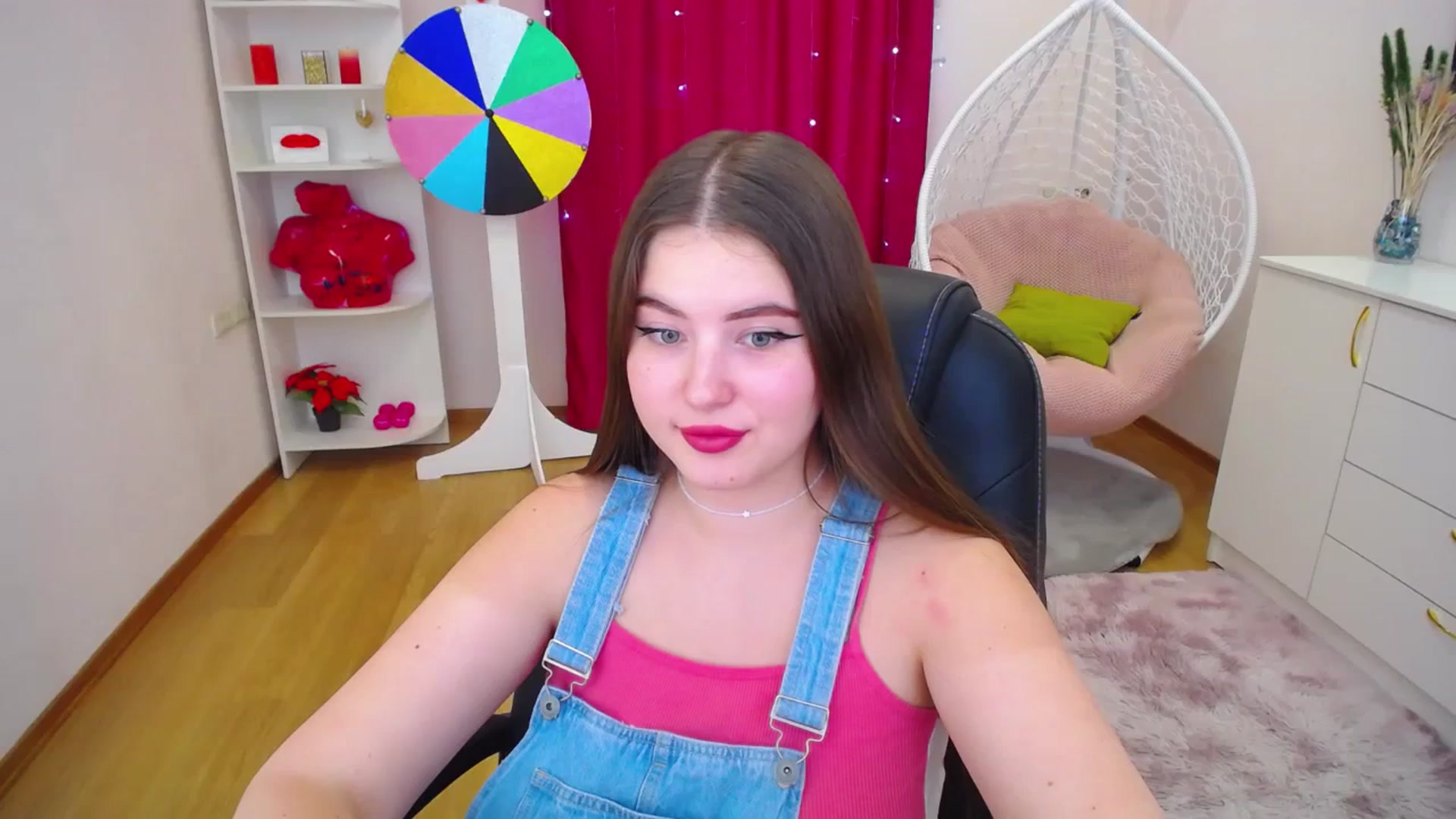 Gallery image thumbnail from AdmireMyEyes's myfreecams stream on, 10/18/2023, 09:46 image 14 of 20