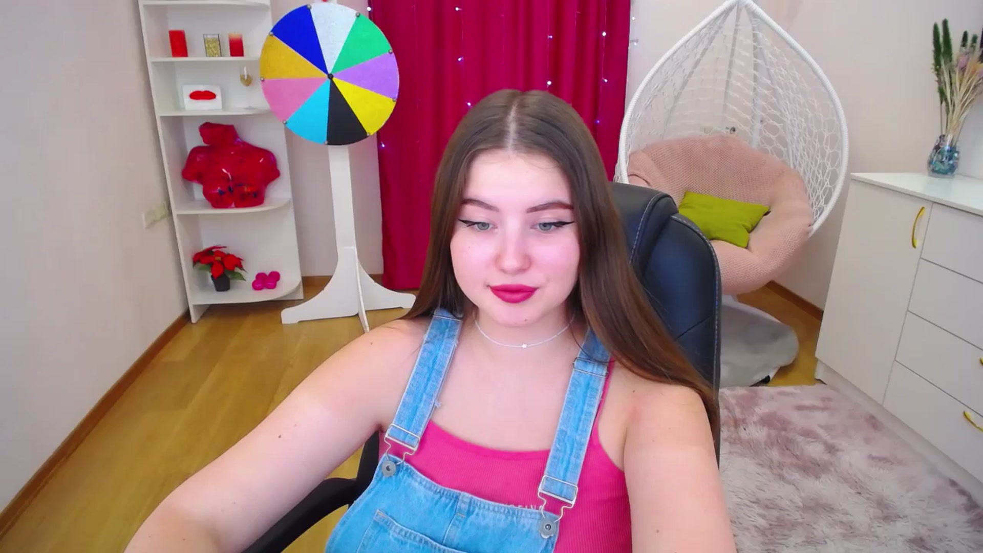 Gallery image thumbnail from AdmireMyEyes's myfreecams stream on, 10/18/2023, 09:46 image 13 of 20