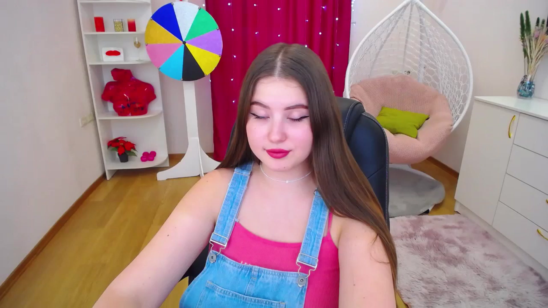 Gallery image thumbnail from AdmireMyEyes's myfreecams stream on, 10/18/2023, 09:46 image 1 of 20