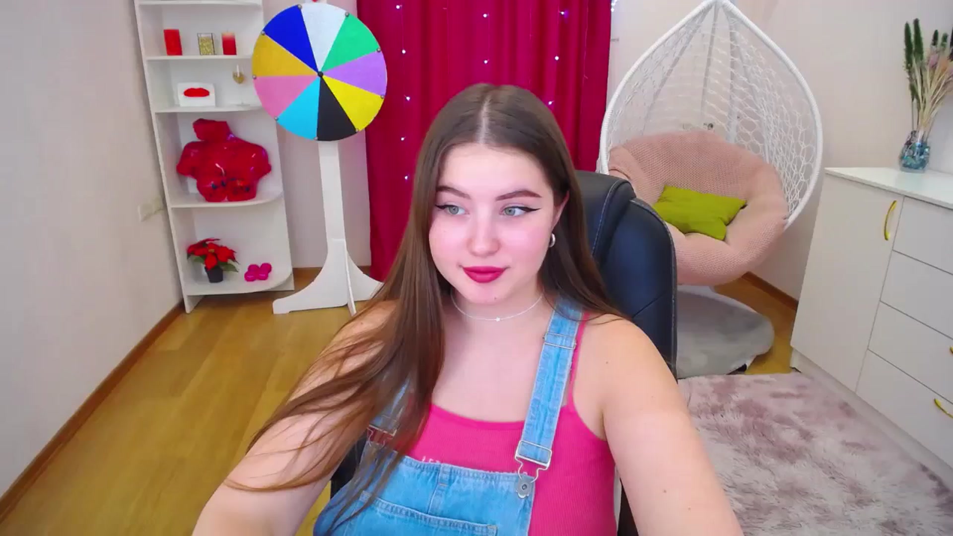Gallery image thumbnail from AdmireMyEyes's myfreecams stream on, 10/18/2023, 09:46 image 3 of 20