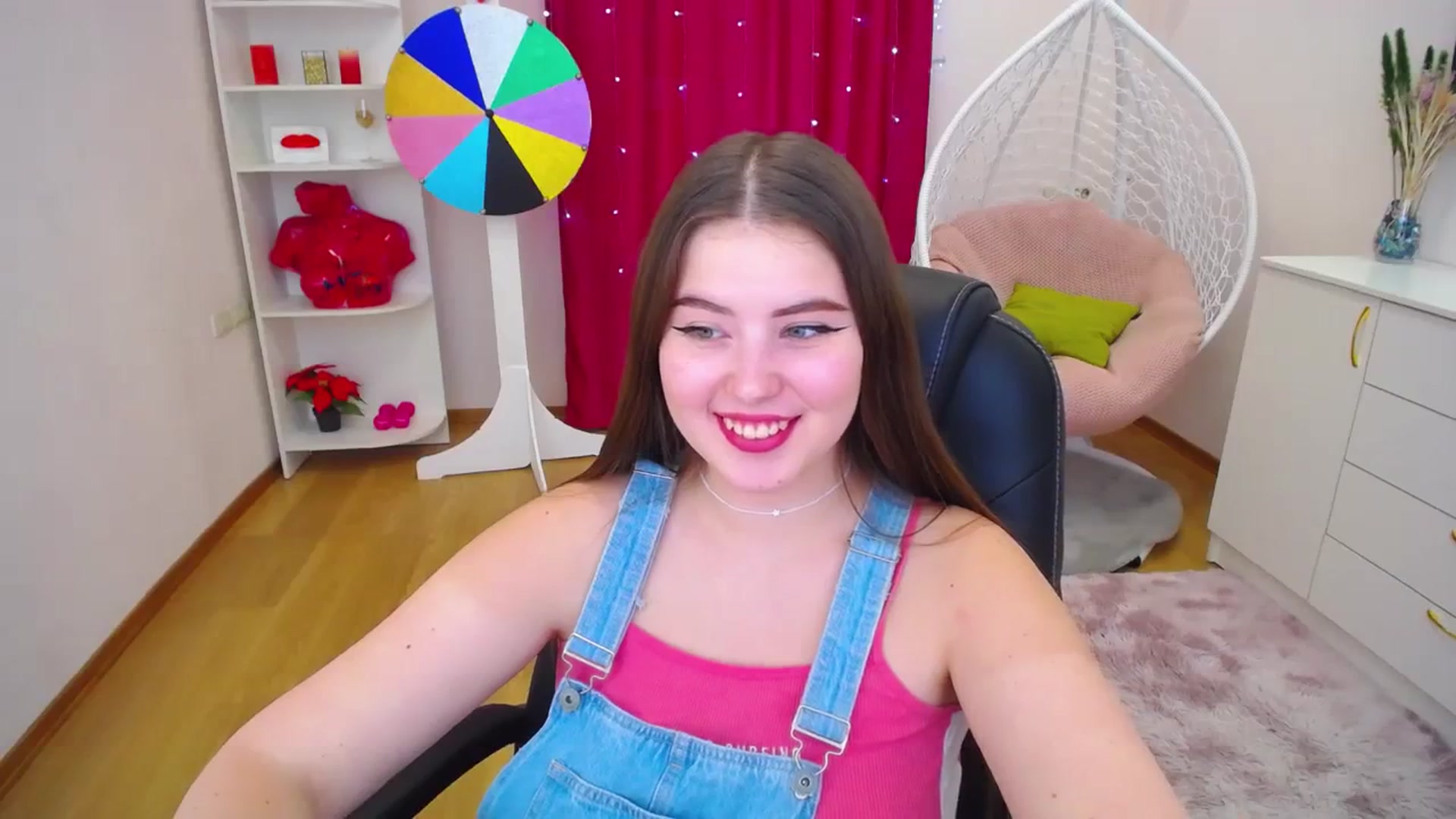 Gallery image thumbnail from AdmireMyEyes's myfreecams stream on, 10/18/2023, 09:46 image 12 of 20