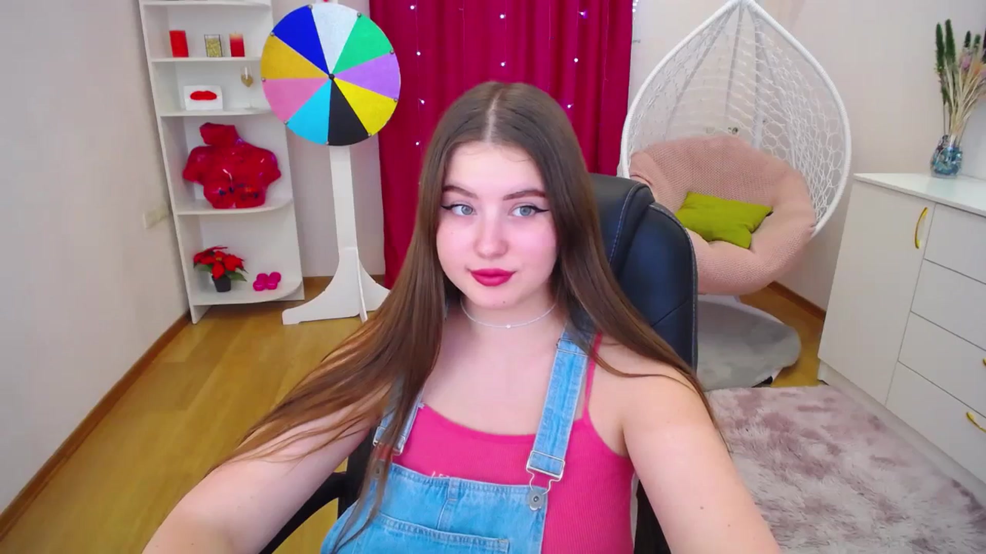 Gallery image thumbnail from AdmireMyEyes's myfreecams stream on, 10/18/2023, 09:46 image 2 of 20