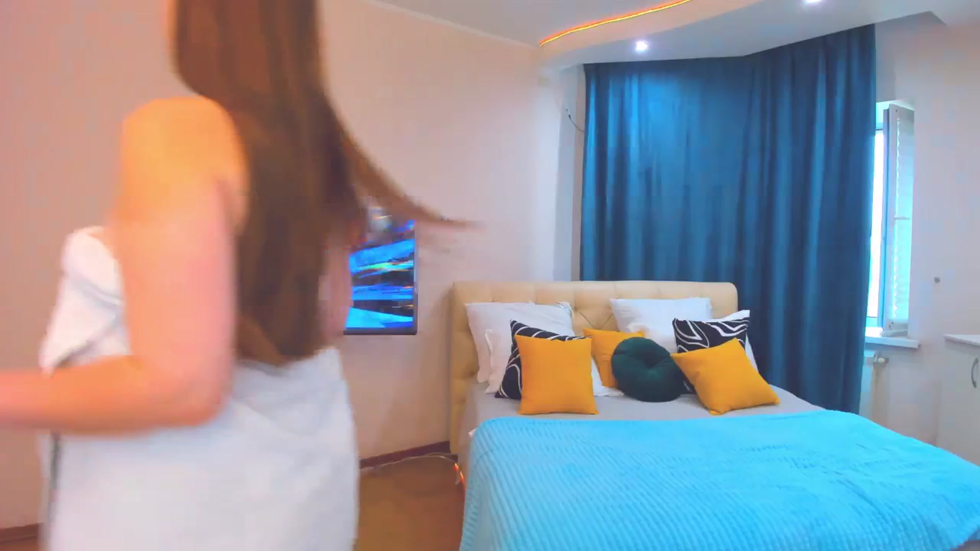 Gallery image thumbnail from AdmireMyEyes's myfreecams stream on, 10/20/2023, 06:56 image 12 of 20