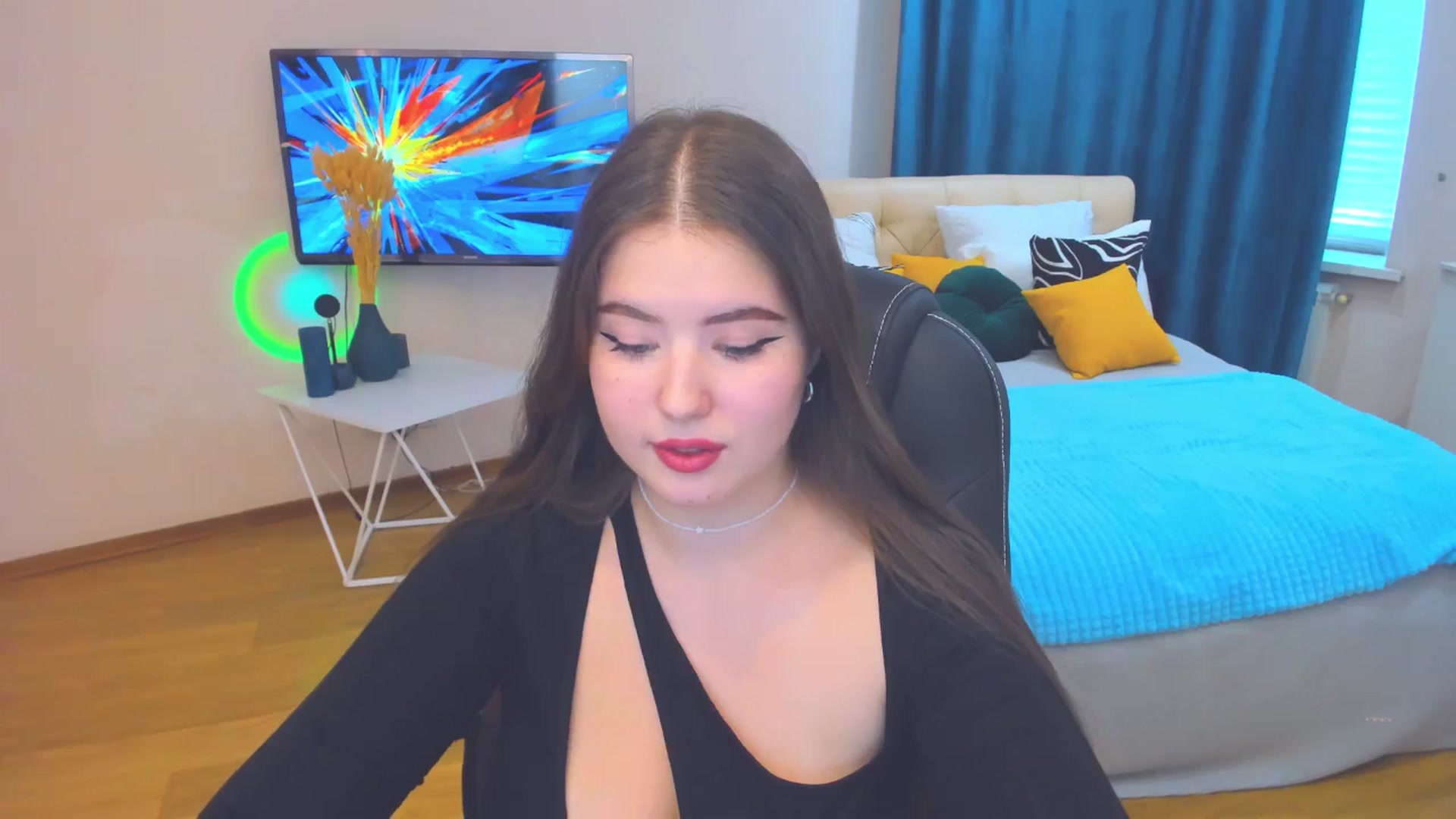 Gallery image thumbnail from AdmireMyEyes's myfreecams stream on, 10/20/2023, 07:46 image 5 of 20