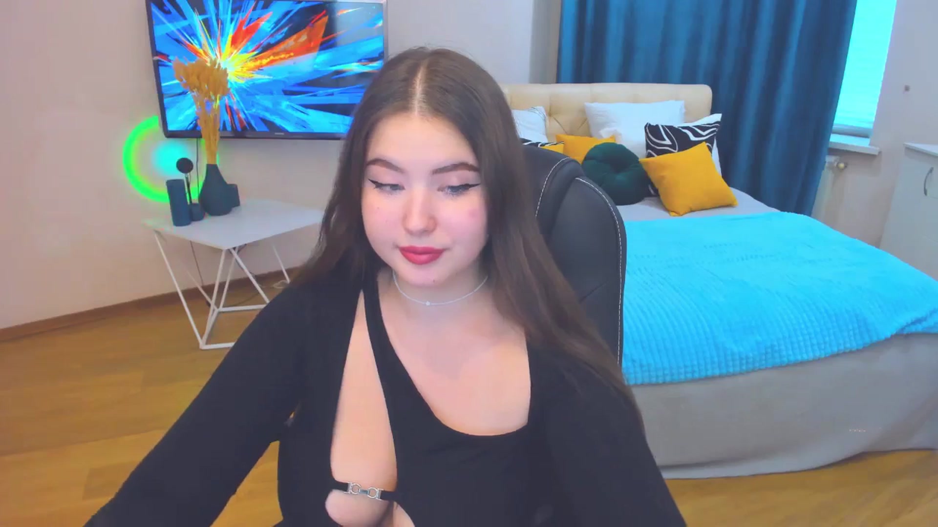 Gallery image thumbnail from AdmireMyEyes's myfreecams stream on, 10/20/2023, 08:55 image 3 of 20