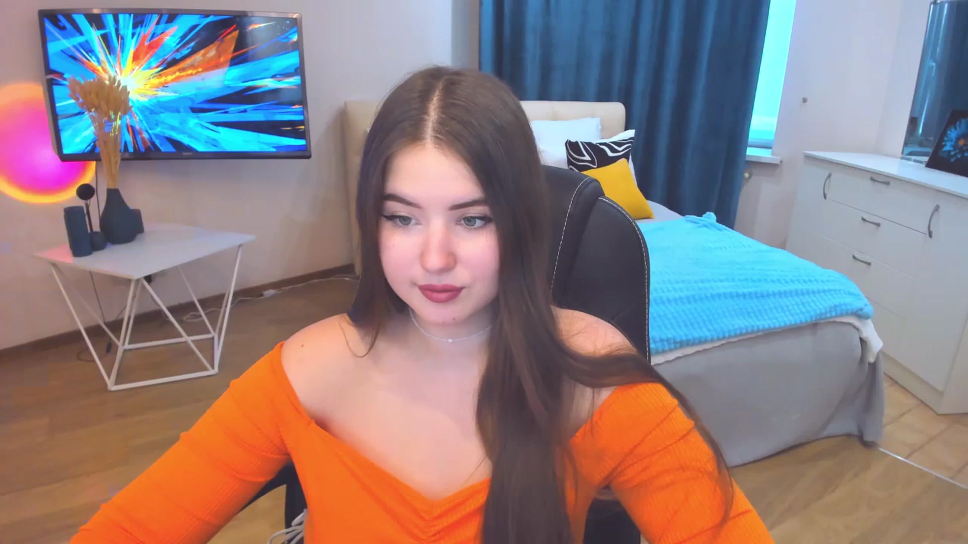 Gallery image thumbnail from AdmireMyEyes's myfreecams stream on, 10/22/2023, 09:15 image 4 of 20