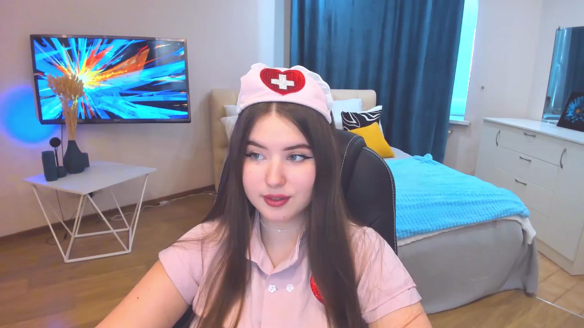 Gallery image thumbnail from AdmireMyEyes's myfreecams stream on, 10/22/2023, 09:47 image 9 of 20