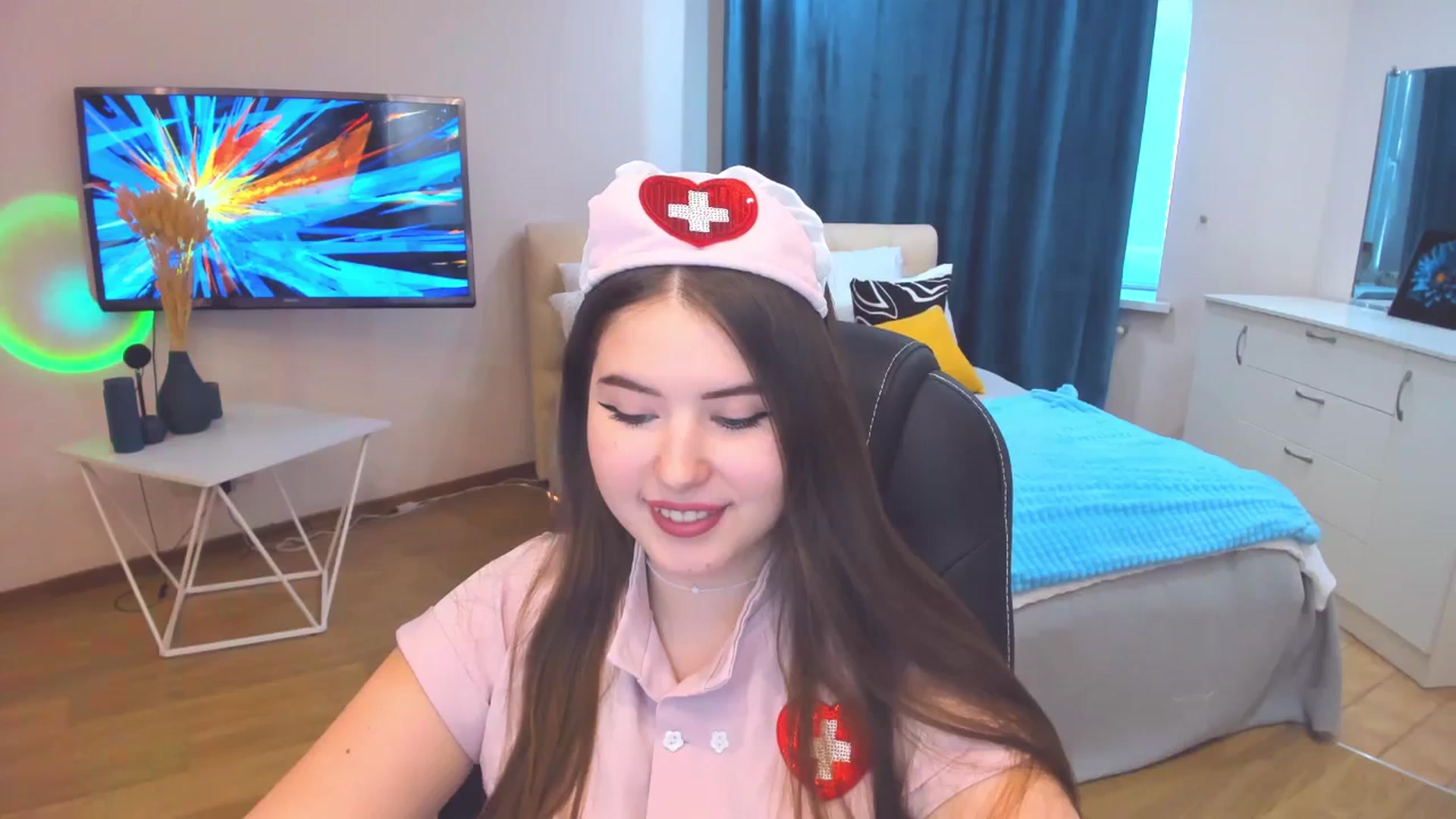 Gallery image thumbnail from AdmireMyEyes's myfreecams stream on, 10/22/2023, 09:47 image 19 of 20