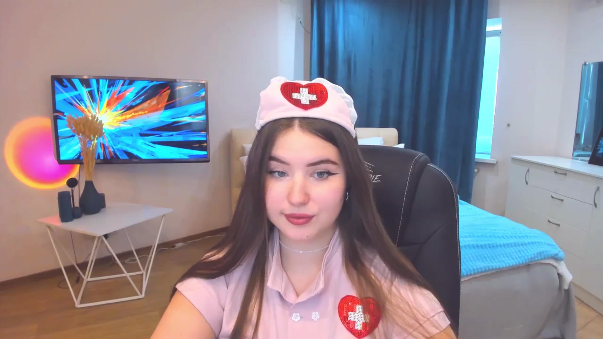 Gallery image thumbnail from AdmireMyEyes's myfreecams stream on, 10/22/2023, 09:47 image 6 of 20