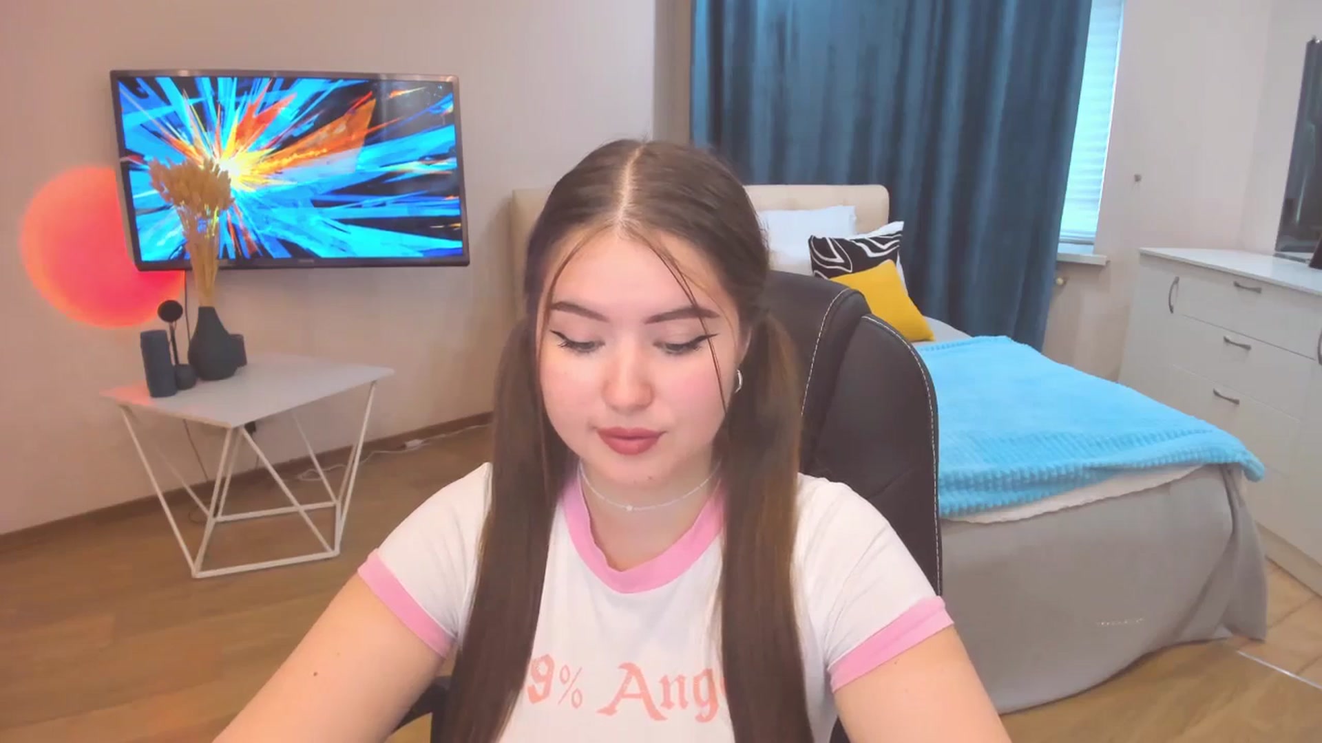 Gallery image thumbnail from AdmireMyEyes's myfreecams stream on, 10/23/2023, 05:24 image 15 of 20