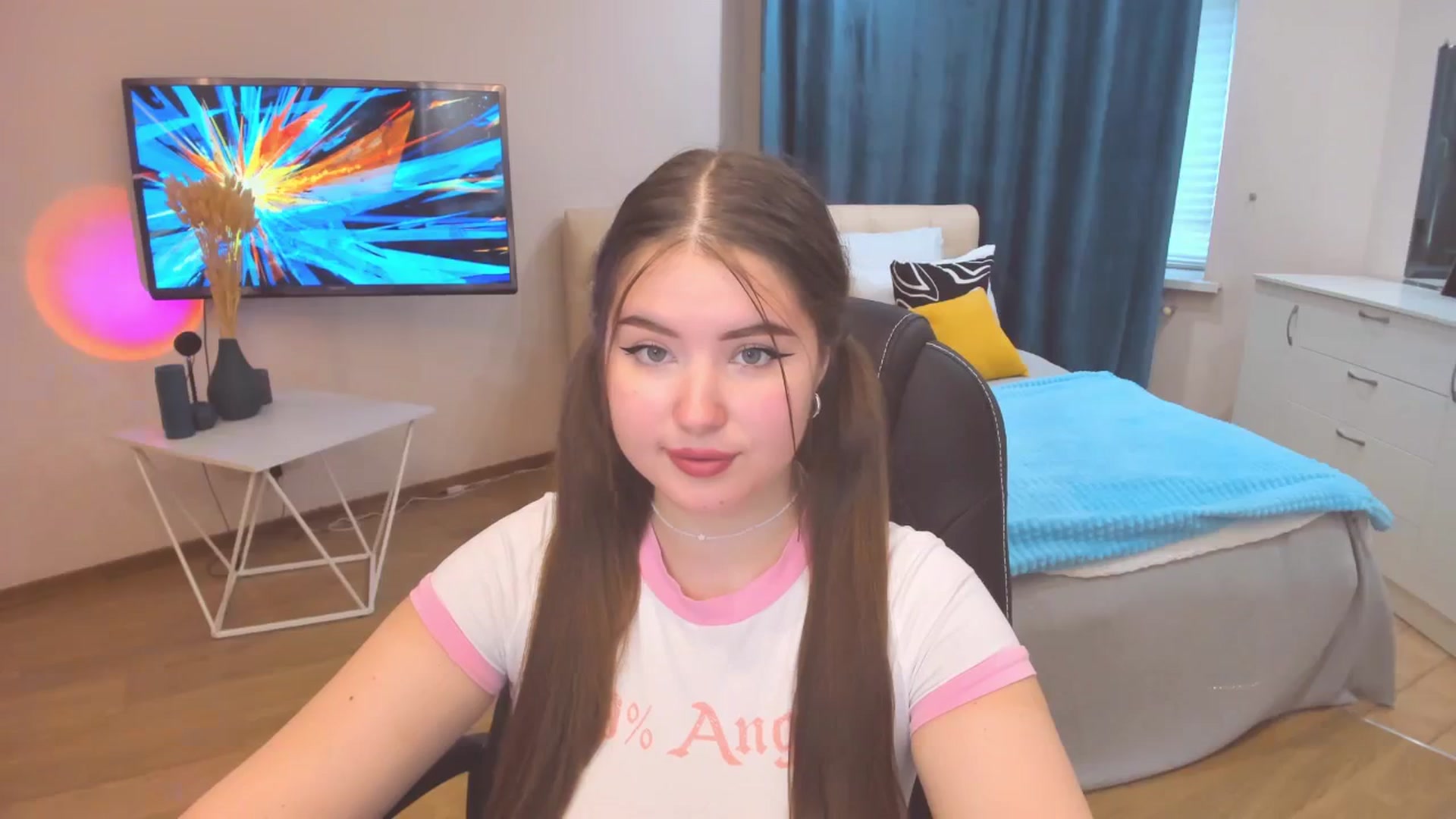 Gallery image thumbnail from AdmireMyEyes's myfreecams stream on, 10/23/2023, 05:24 image 11 of 20