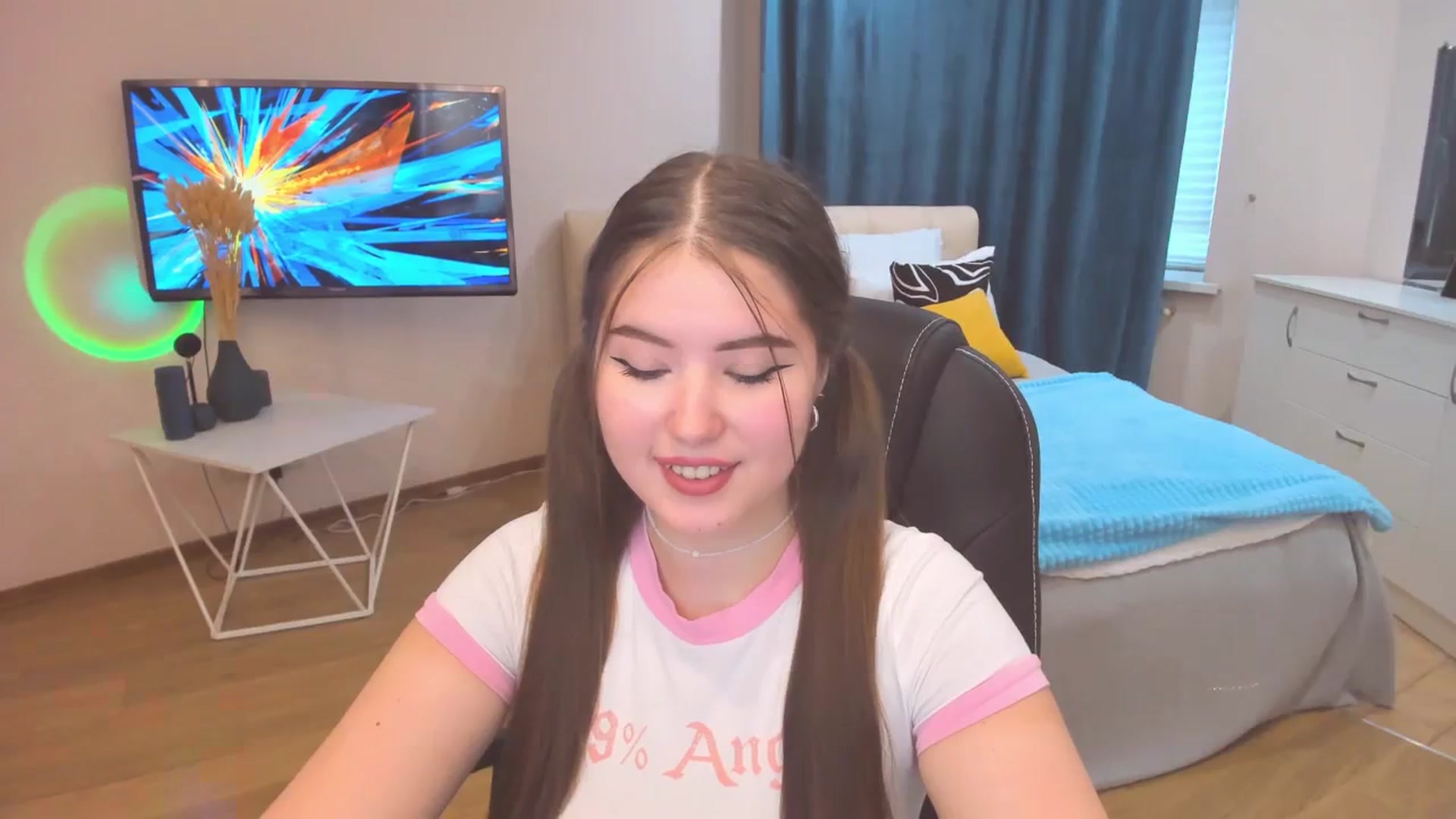 Gallery image thumbnail from AdmireMyEyes's myfreecams stream on, 10/23/2023, 05:24 image 9 of 20