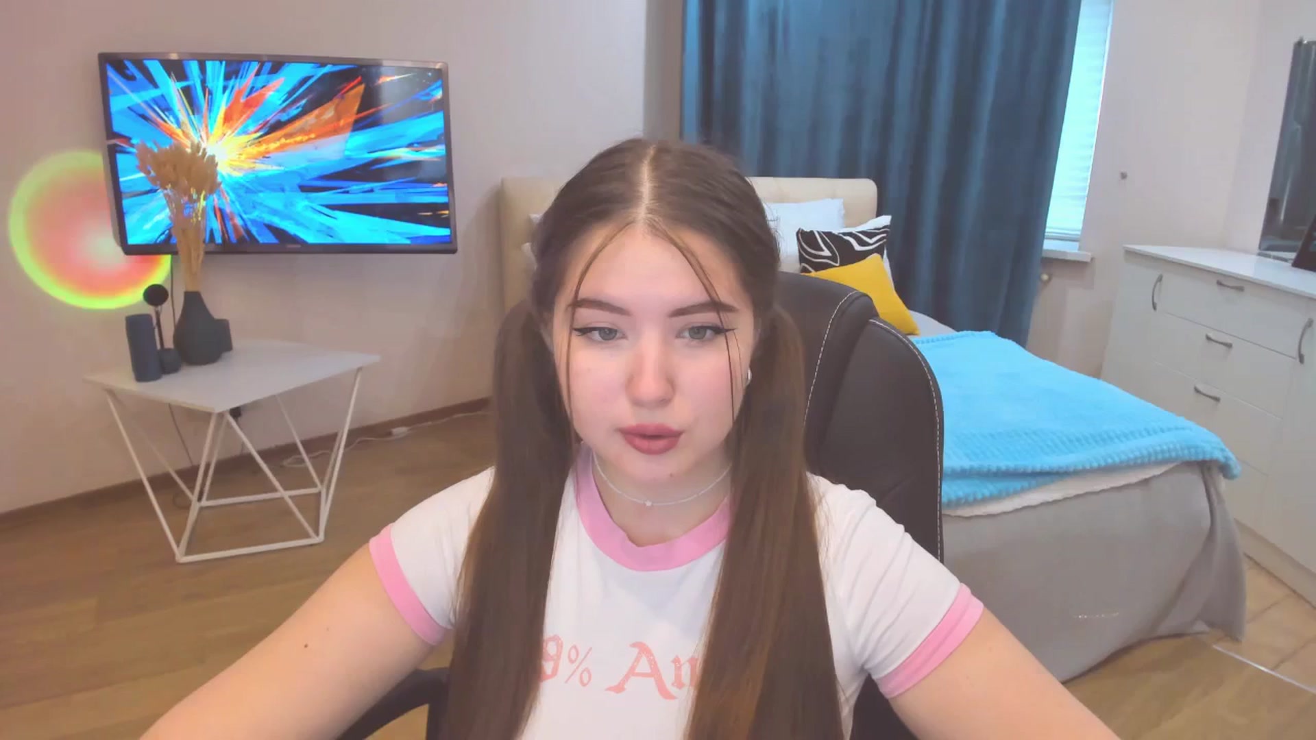Gallery image thumbnail from AdmireMyEyes's myfreecams stream on, 10/23/2023, 06:37 image 4 of 20