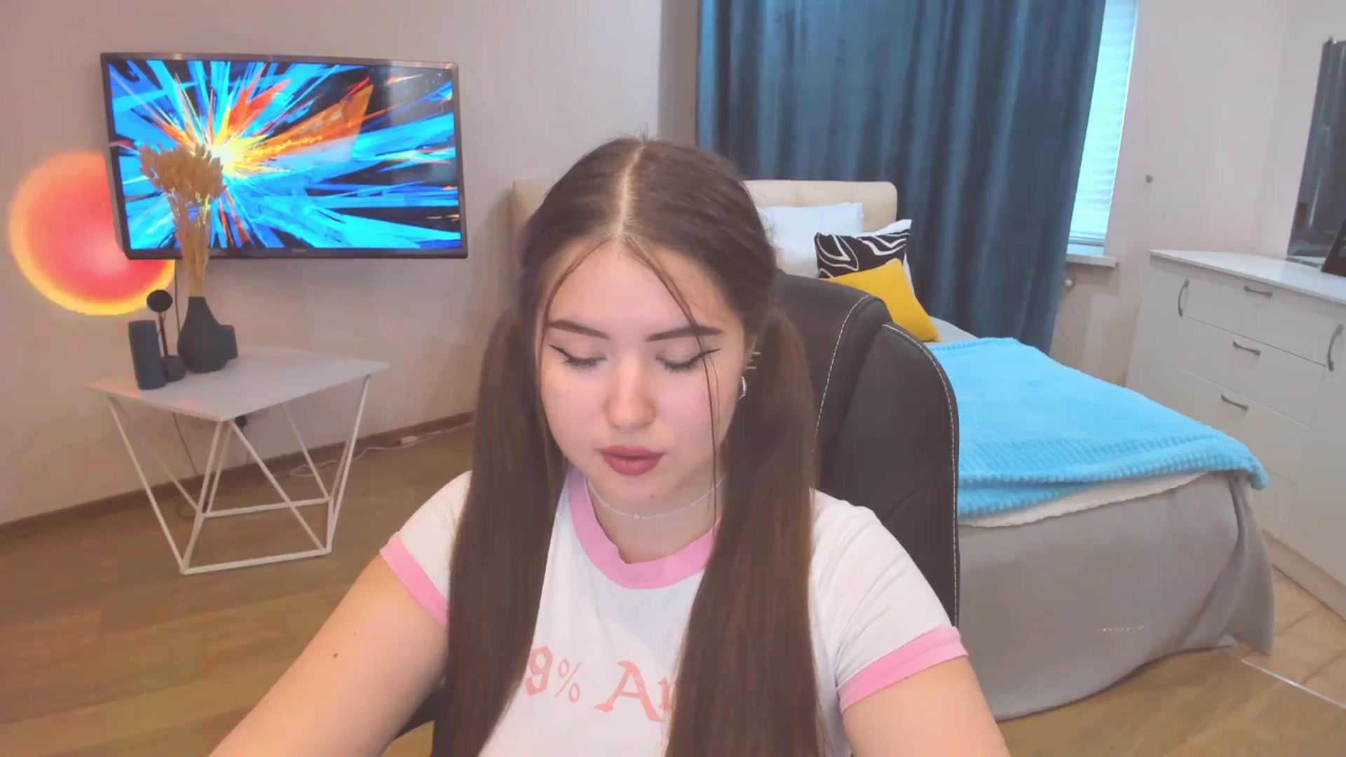 Gallery image thumbnail from AdmireMyEyes's myfreecams stream on, 10/23/2023, 06:37 image 18 of 20