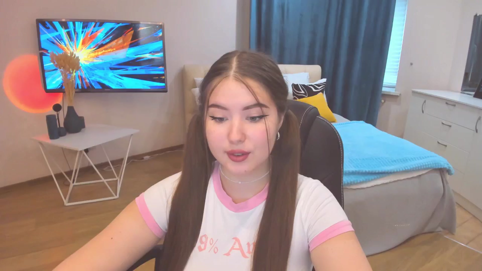 Gallery image thumbnail from AdmireMyEyes's myfreecams stream on, 10/23/2023, 06:37 image 15 of 20