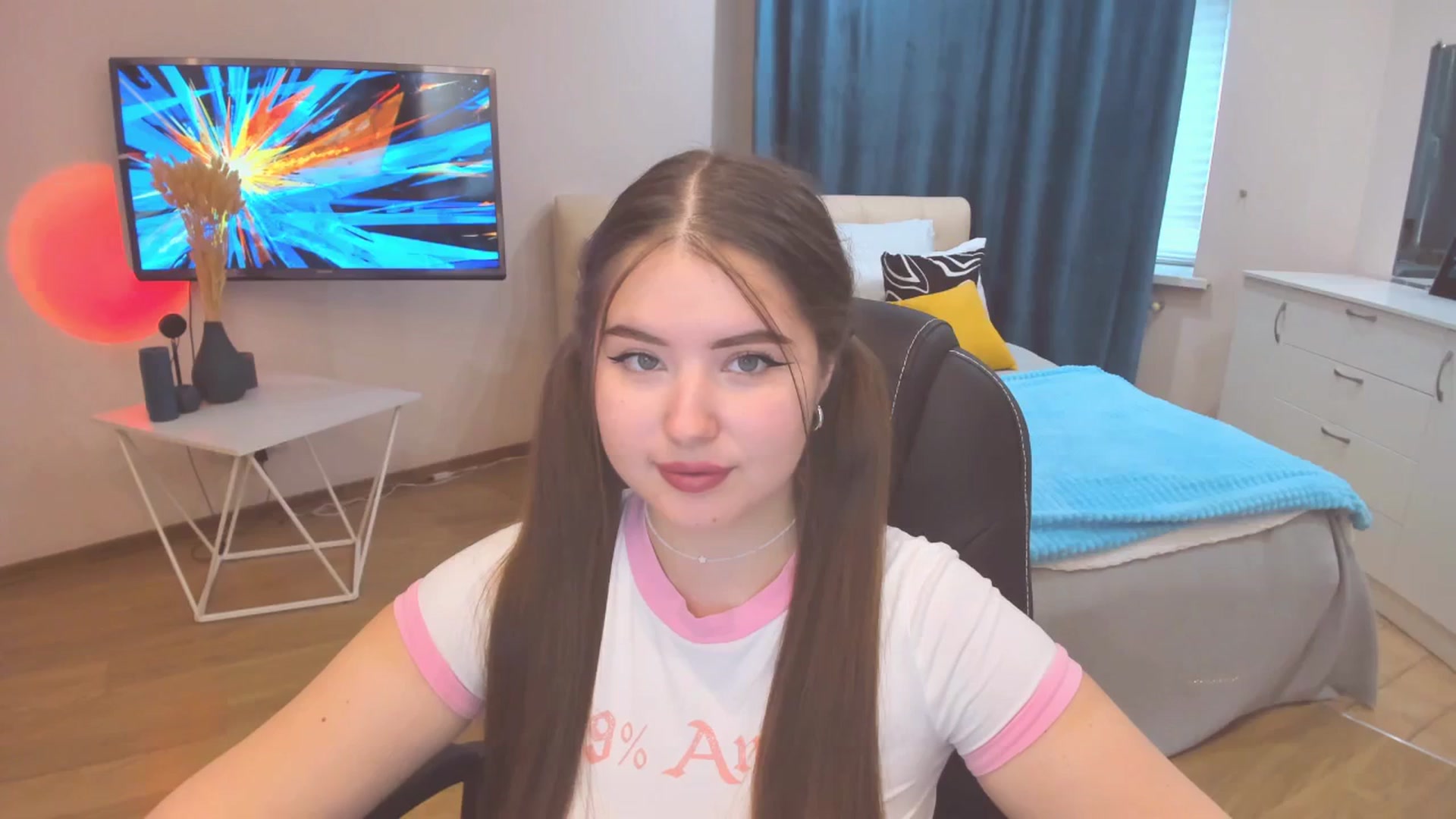 Gallery image thumbnail from AdmireMyEyes's myfreecams stream on, 10/23/2023, 06:37 image 8 of 20