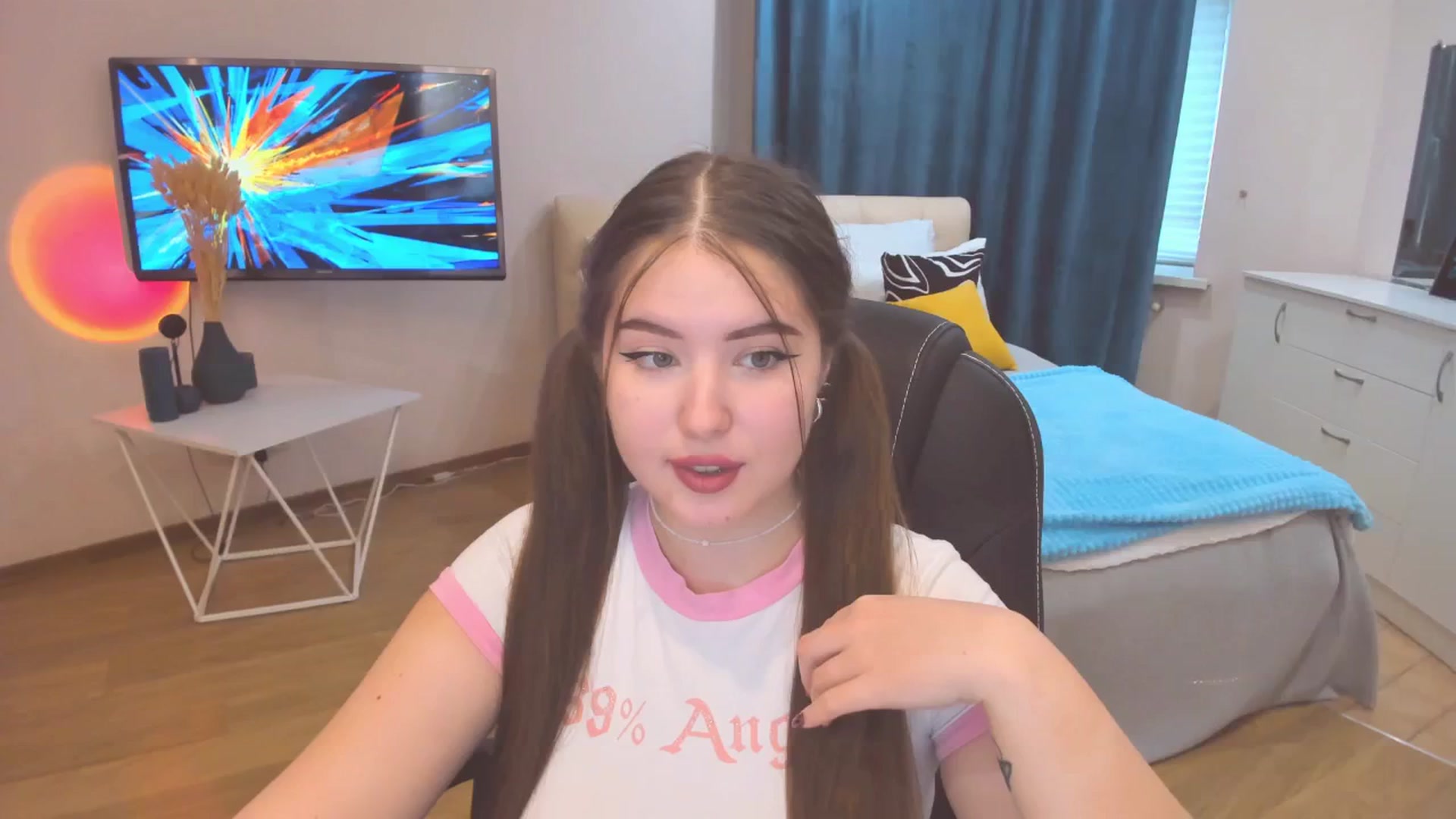 Gallery image thumbnail from AdmireMyEyes's myfreecams stream on, 10/23/2023, 06:37 image 13 of 20