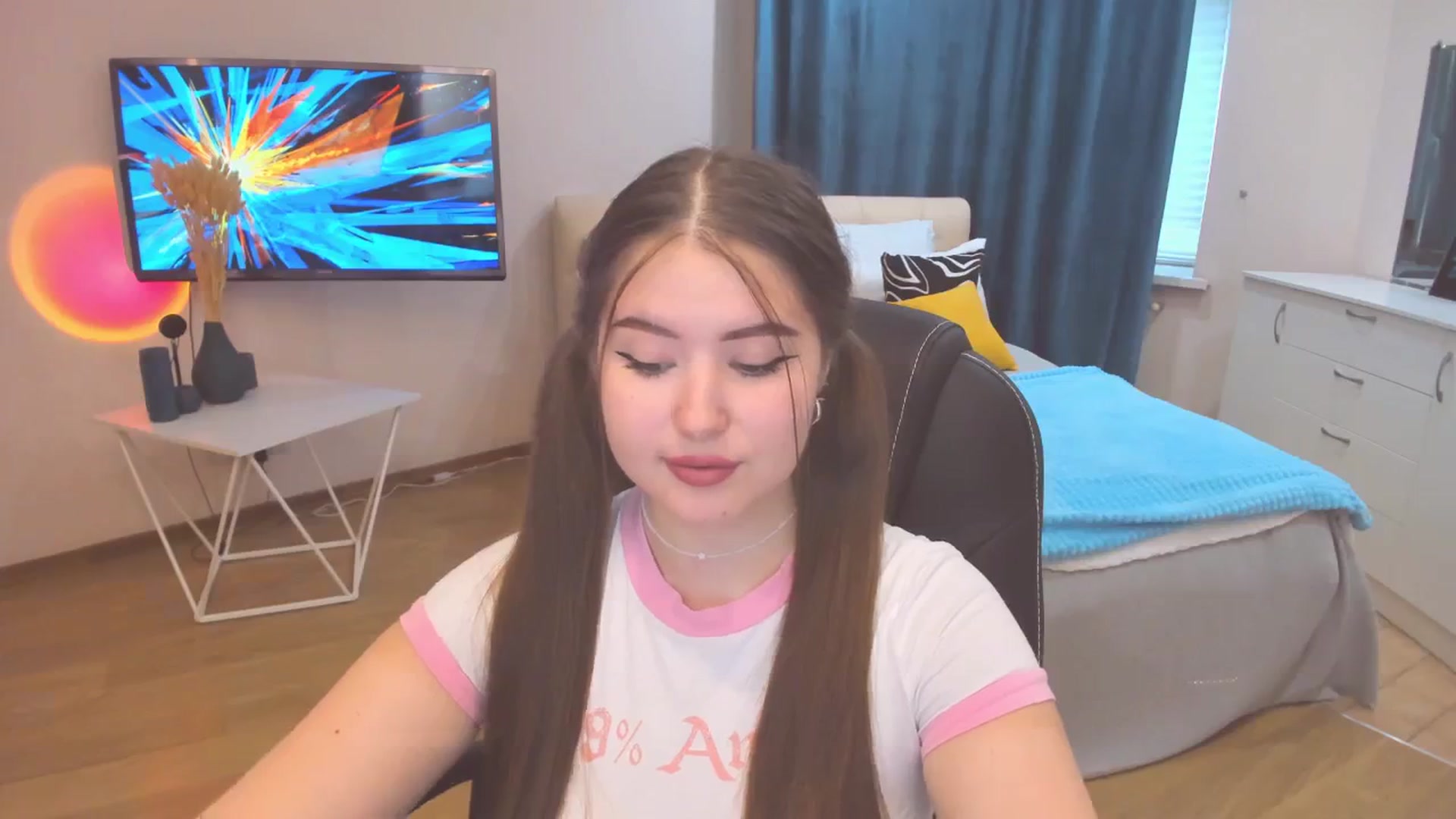 Gallery image thumbnail from AdmireMyEyes's myfreecams stream on, 10/23/2023, 06:37 image 7 of 20