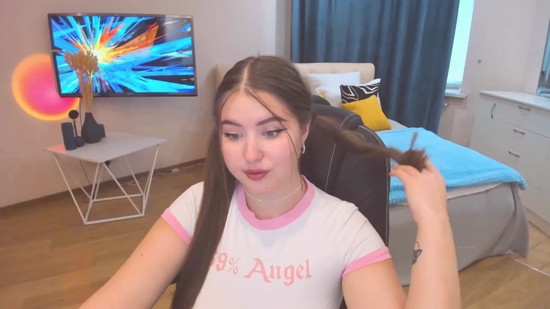 Gallery image thumbnail from AdmireMyEyes's myfreecams stream on, 10/23/2023, 09:31 image 19 of 20