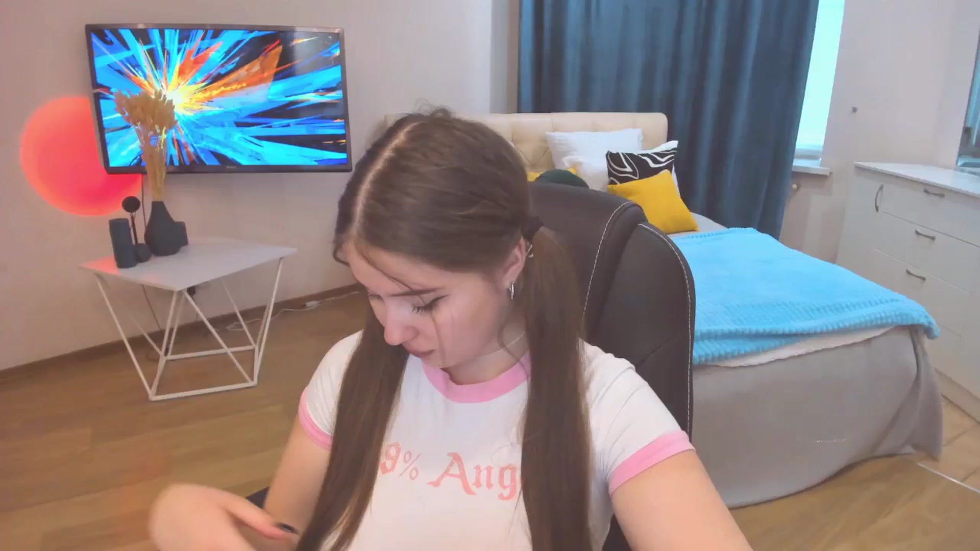 Gallery image thumbnail from AdmireMyEyes's myfreecams stream on, 10/23/2023, 09:31 image 15 of 20
